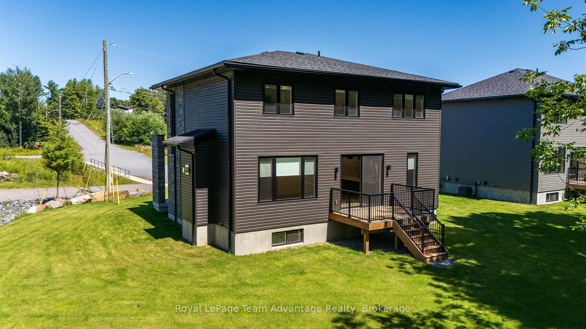 Photo 3 of 53 Dennis Drive, Parry Sound — HOMEH