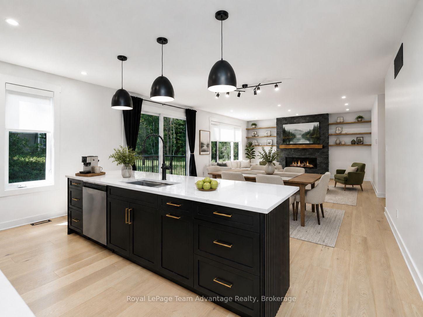 Photo 18 of 53 Dennis Drive, Parry Sound — HOMEH