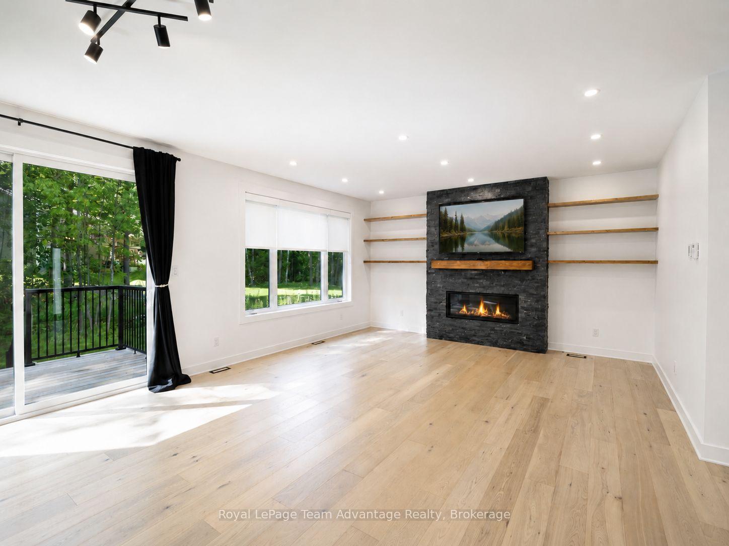 Photo 23 of 53 Dennis Drive, Parry Sound — HOMEH