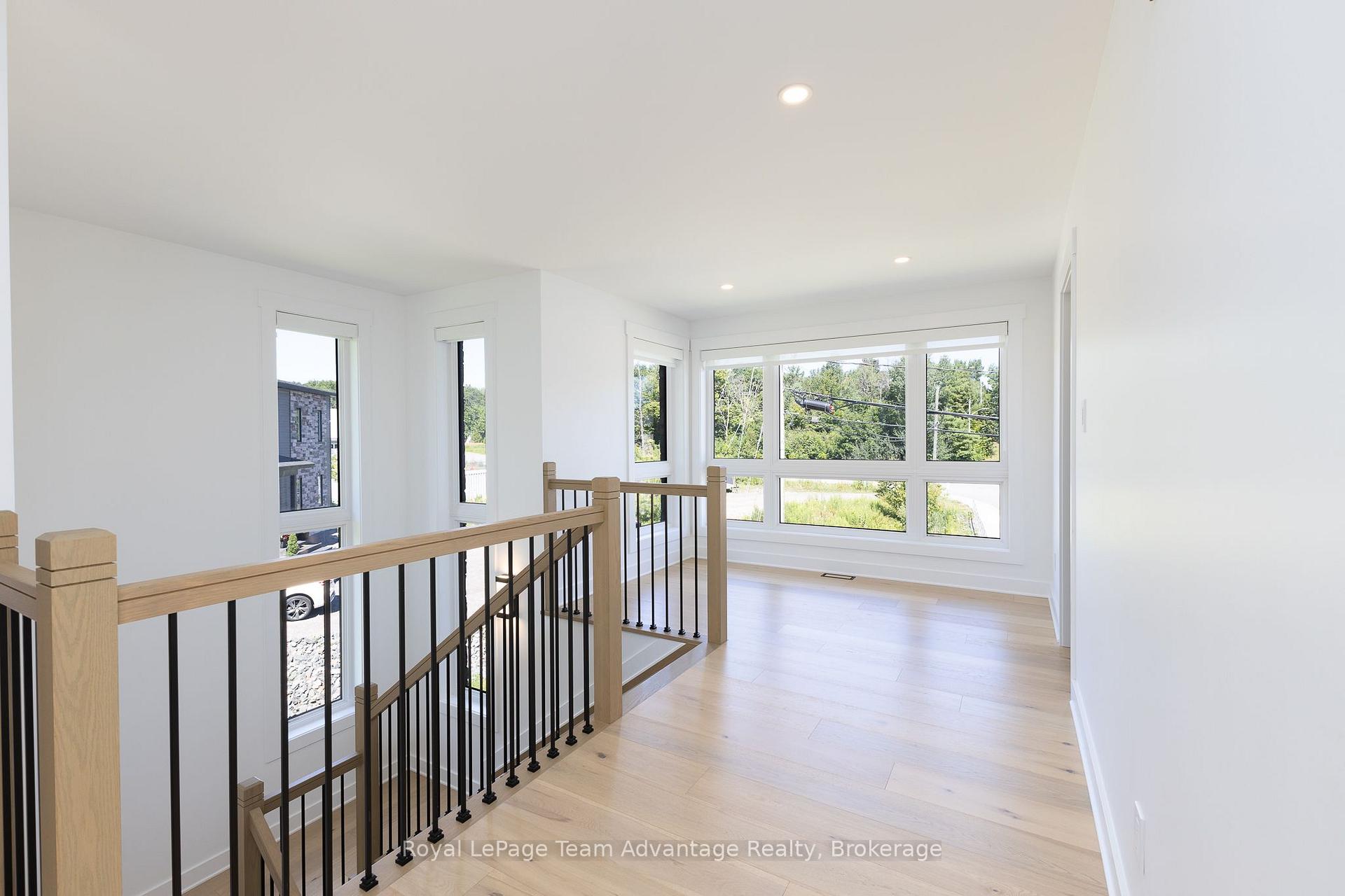 Photo 28 of 53 Dennis Drive, Parry Sound — HOMEH