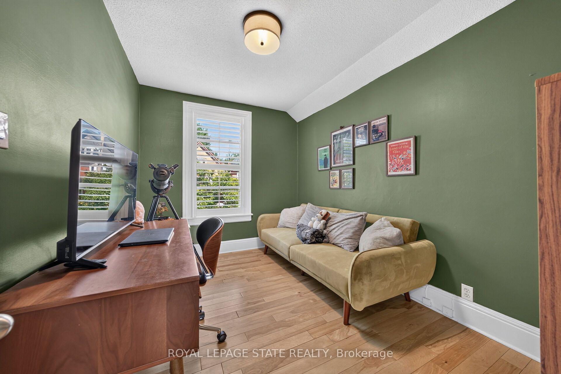 Photo 26 of 171 Emerald Street S, Hamilton, Stinson — HOMEH