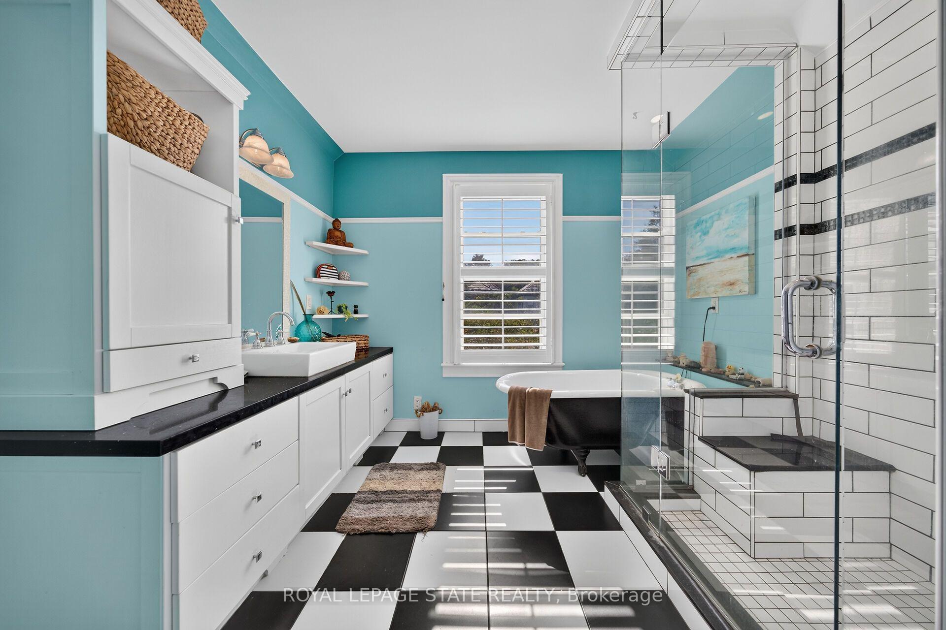 Photo 32 of 171 Emerald Street S, Hamilton, Stinson — HOMEH