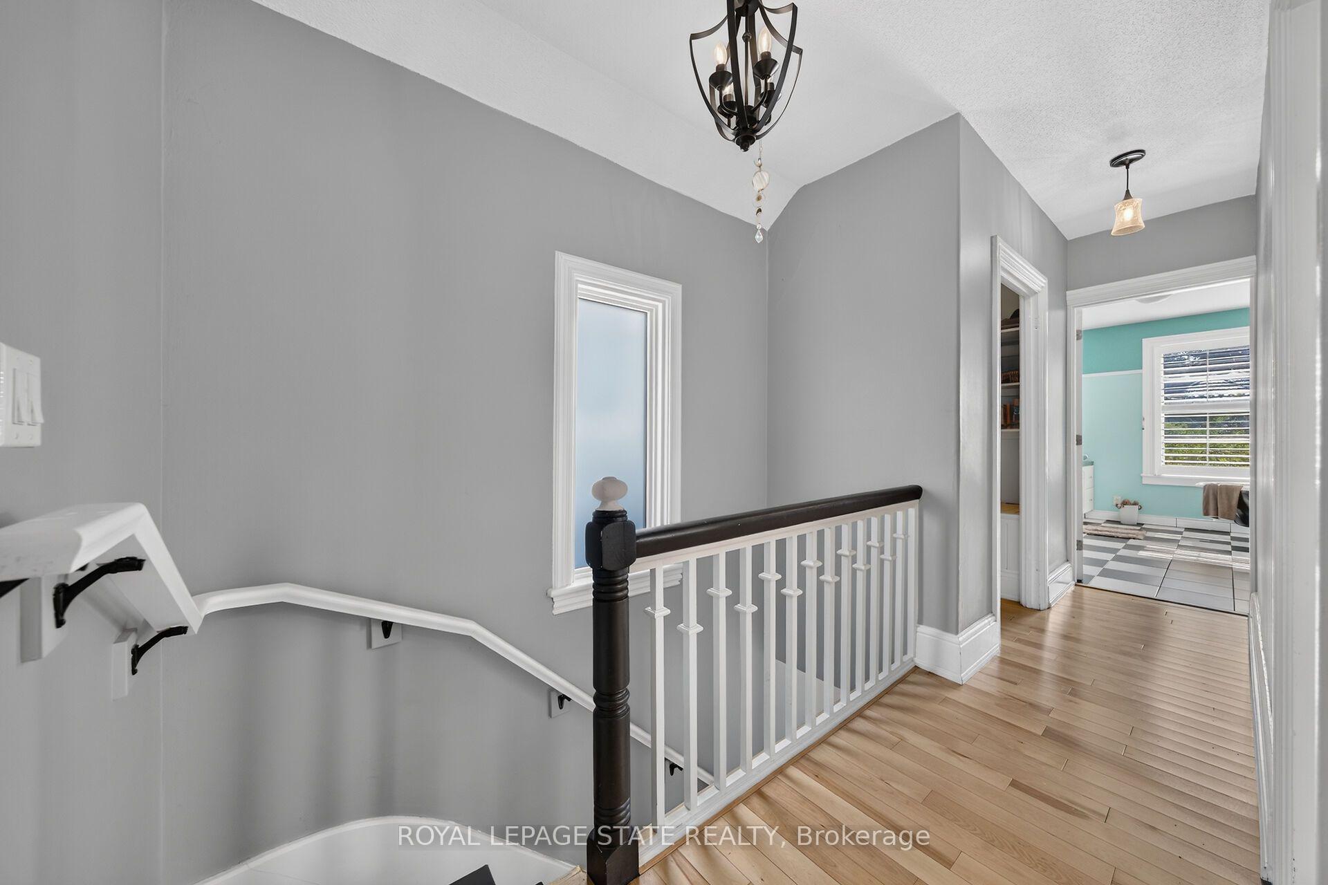 Photo 35 of 171 Emerald Street S, Hamilton, Stinson — HOMEH