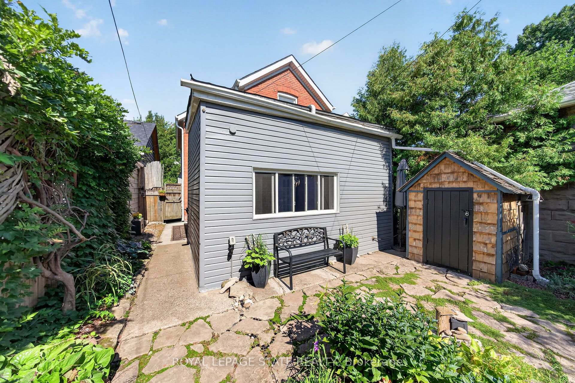 Photo 45 of 171 Emerald Street S, Hamilton, Stinson — HOMEH