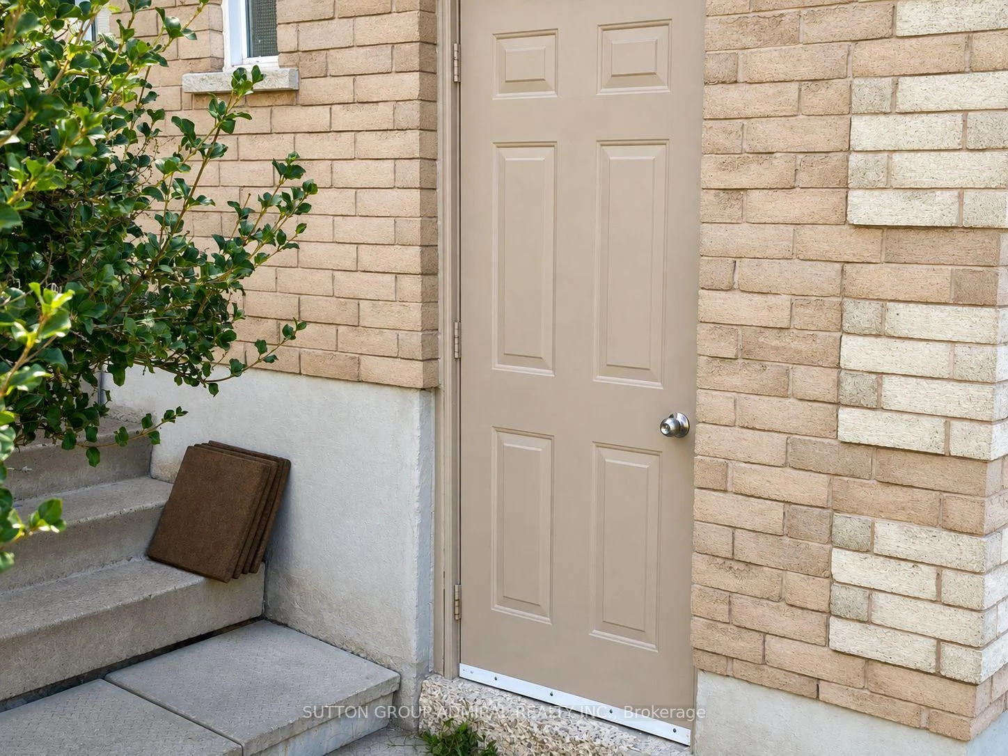 Photo 4 of Unit Bsmt, 101 Hodgson Drive, Barrie, Northwest — HOMEH