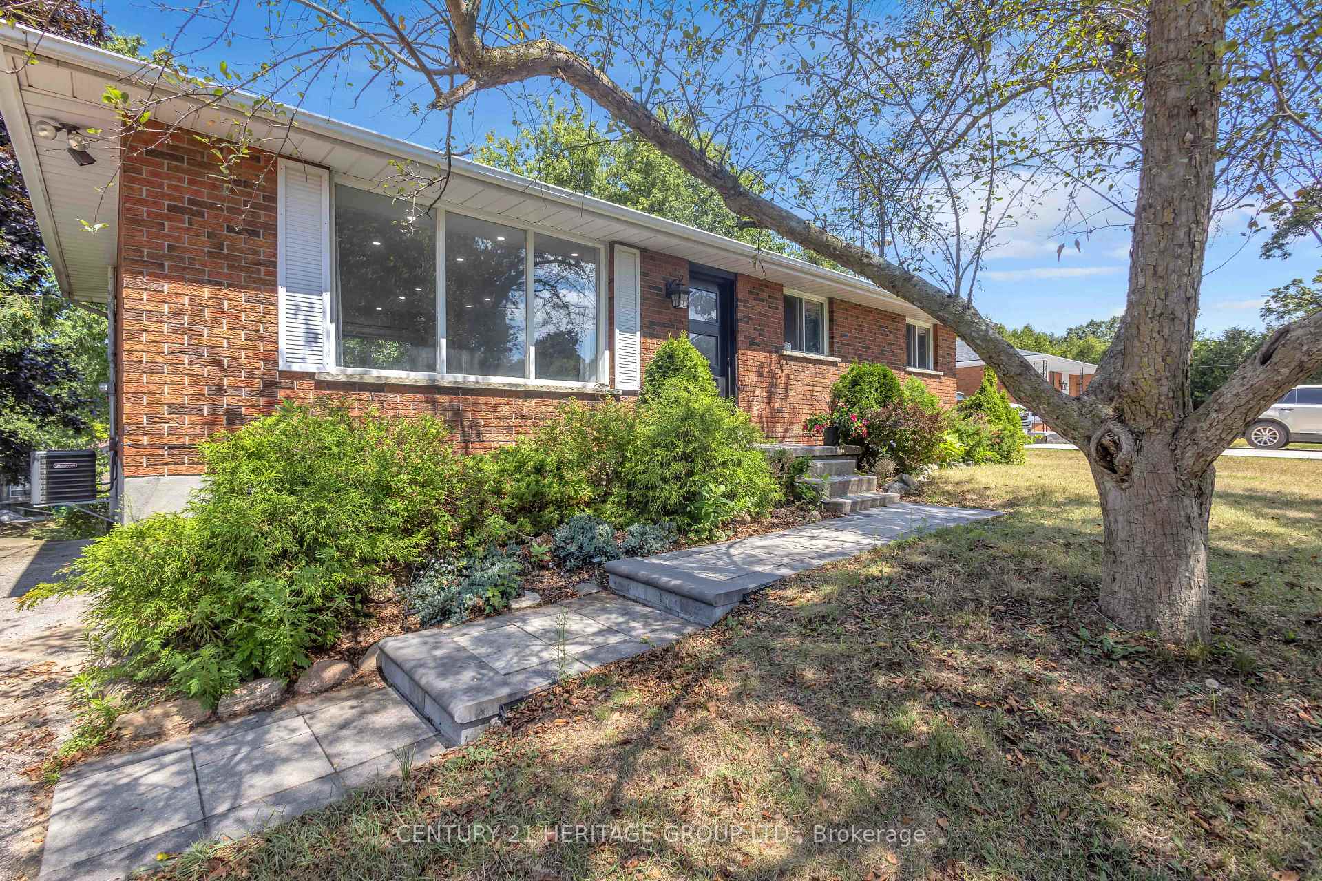 Photo 5 of 30 Ridgeway Avenue, Norfolk, Pine Grove — HOMEH