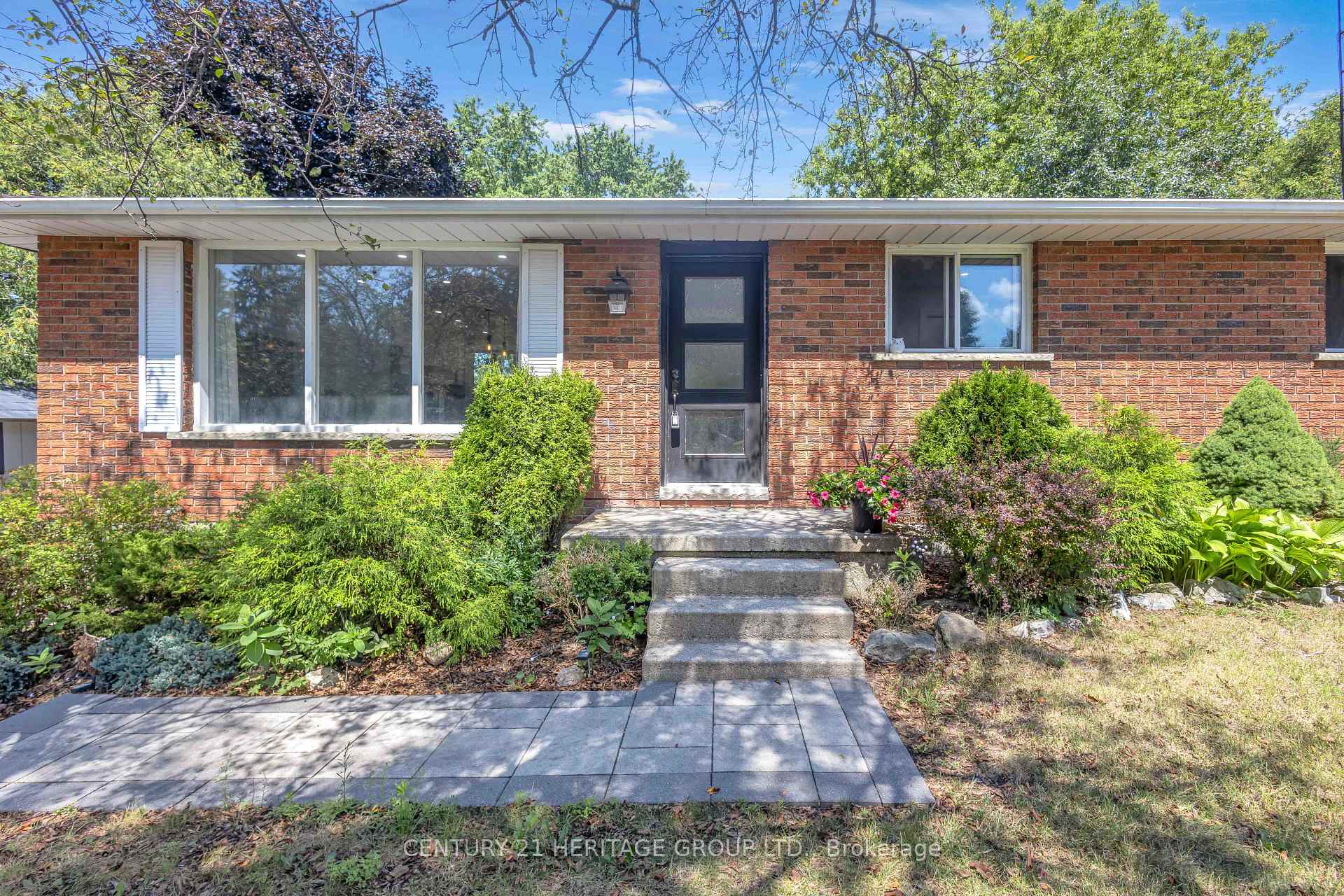 Photo 6 of 30 Ridgeway Avenue, Norfolk, Pine Grove — HOMEH