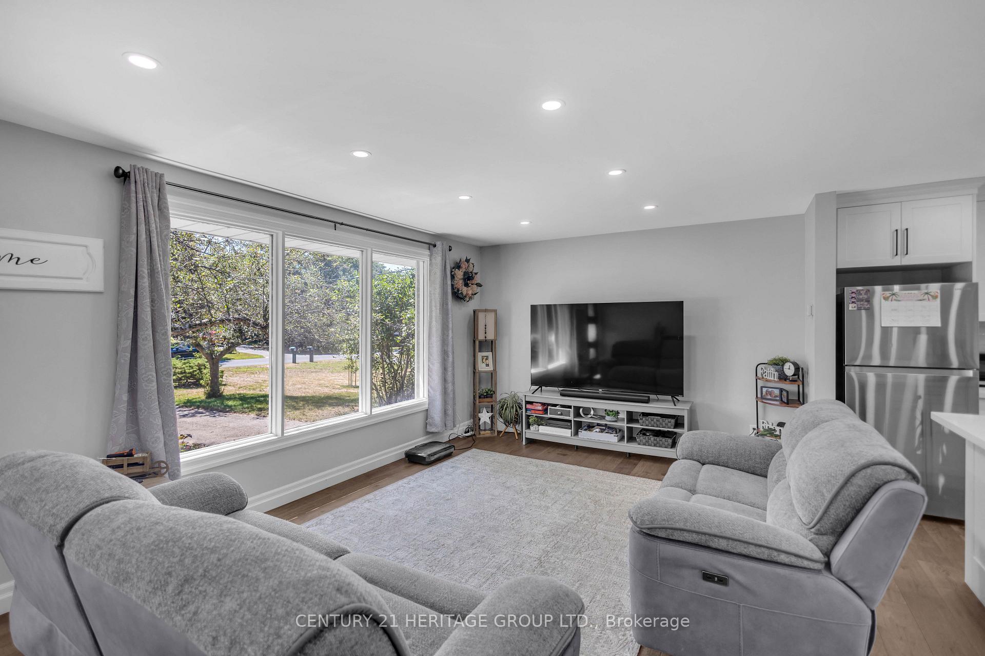 Photo 9 of 30 Ridgeway Avenue, Norfolk, Pine Grove — HOMEH