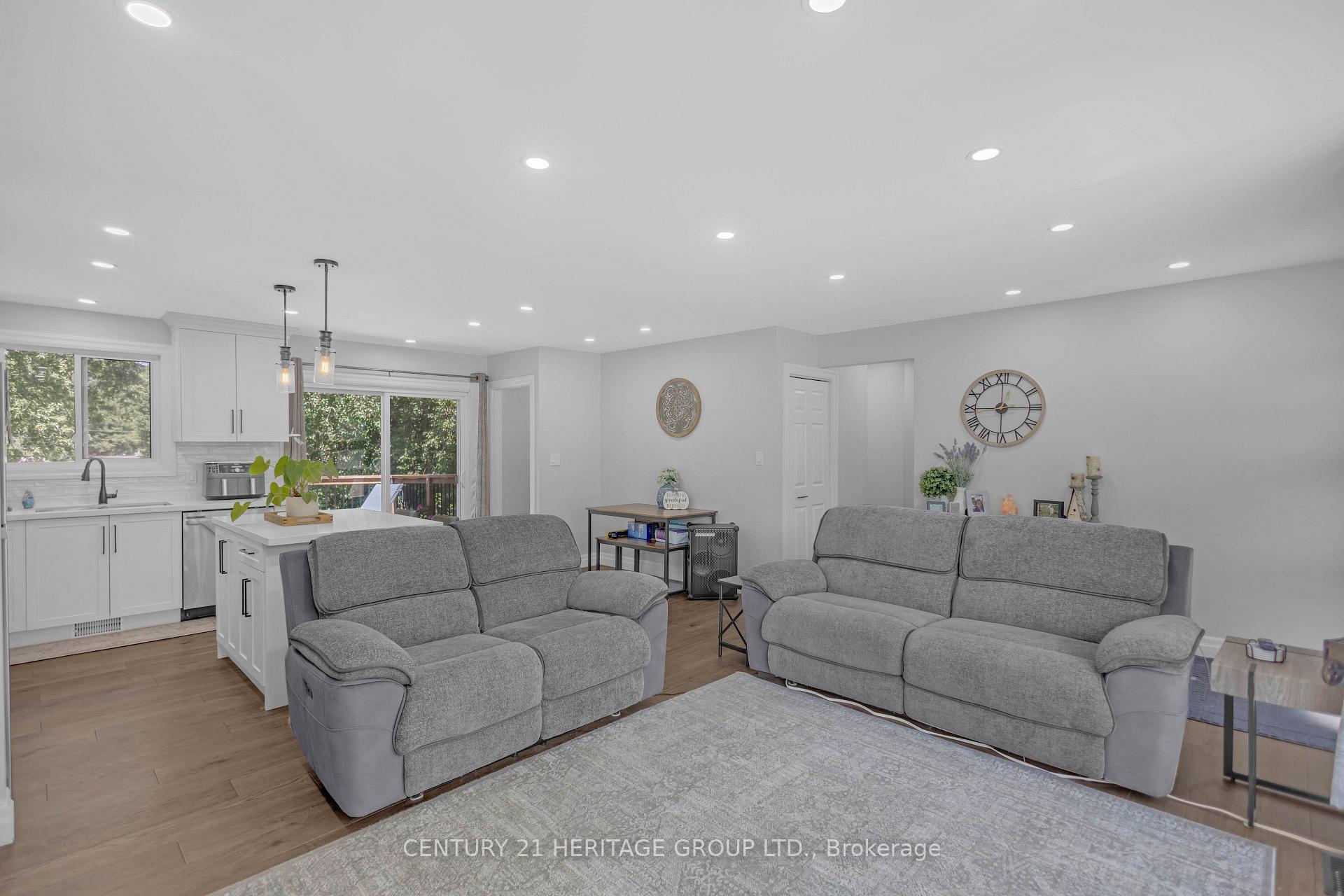 Photo 10 of 30 Ridgeway Avenue, Norfolk, Pine Grove — HOMEH