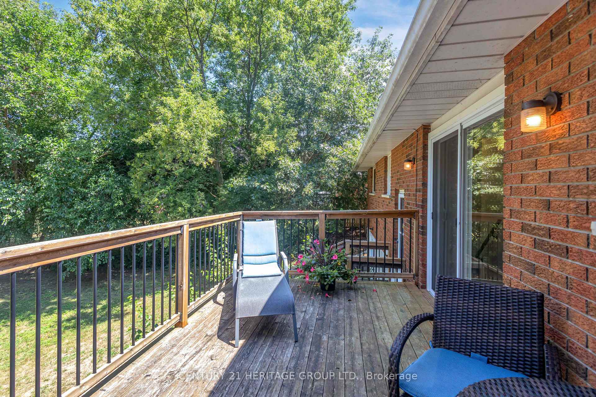 Photo 16 of 30 Ridgeway Avenue, Norfolk, Pine Grove — HOMEH