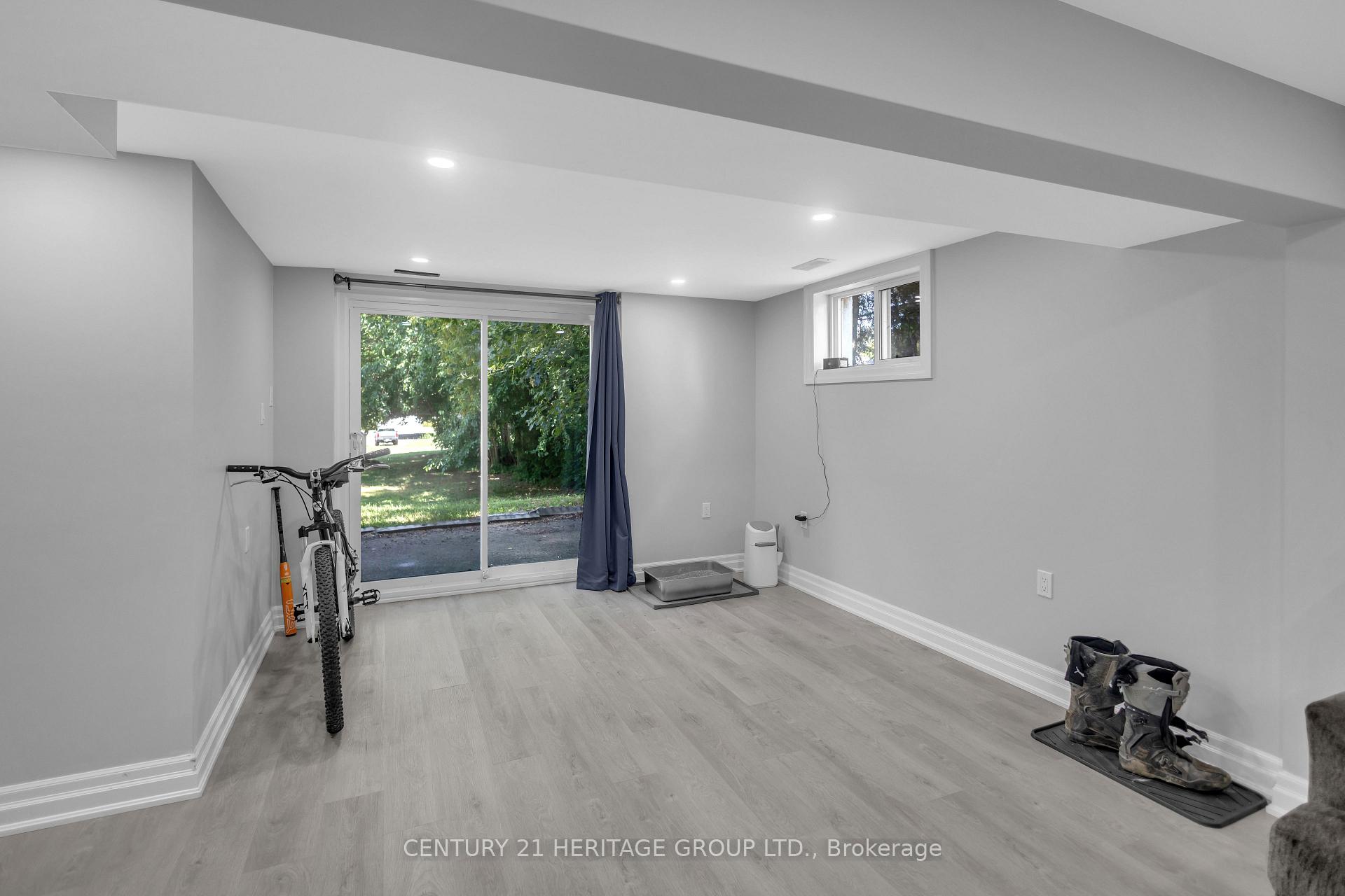 Photo 25 of 30 Ridgeway Avenue, Norfolk, Pine Grove — HOMEH