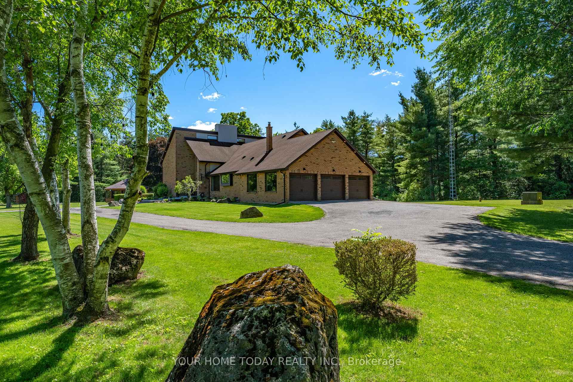 Photo 3 of 12492 Highway 7, Halton Hills, Rural Halton Hills — HOMEH
