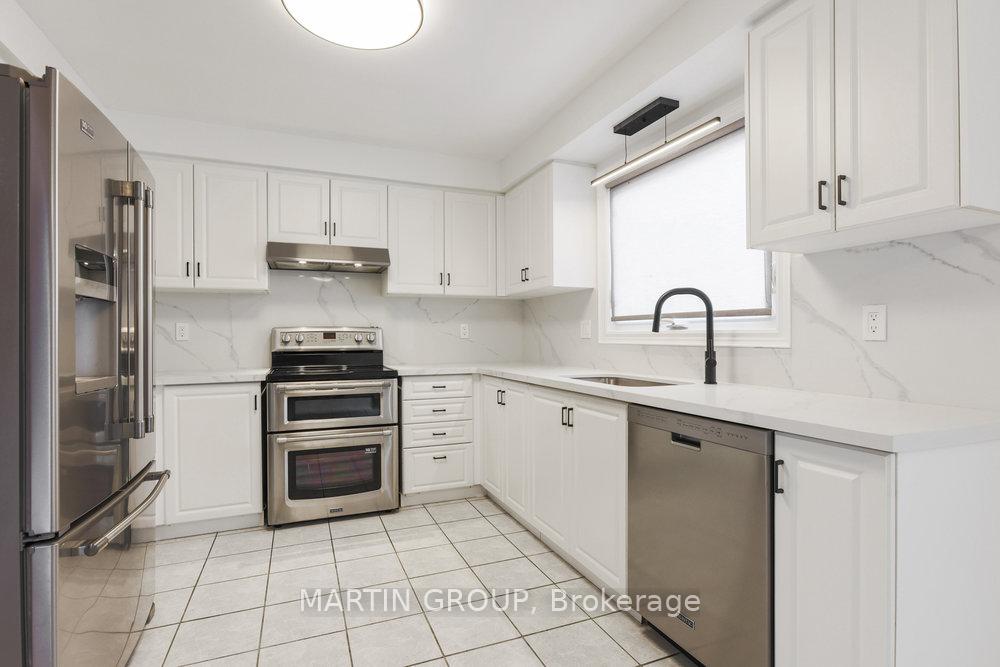 Photo 12 of 48 Evans Street, Hamilton, Landsdale — HOMEH