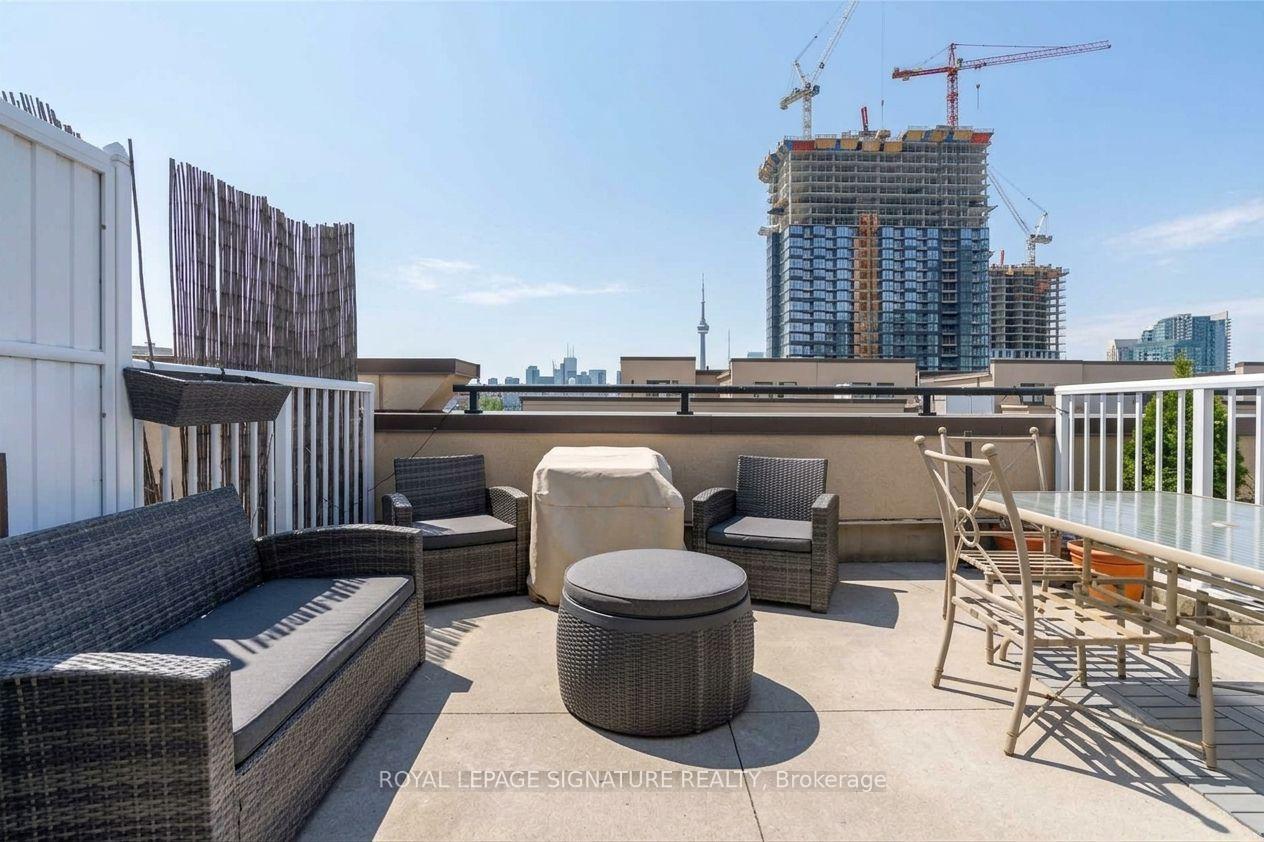 Photo 23 of Unit 704, 42 Western Battery Road, Toronto, Niagara — HOMEH