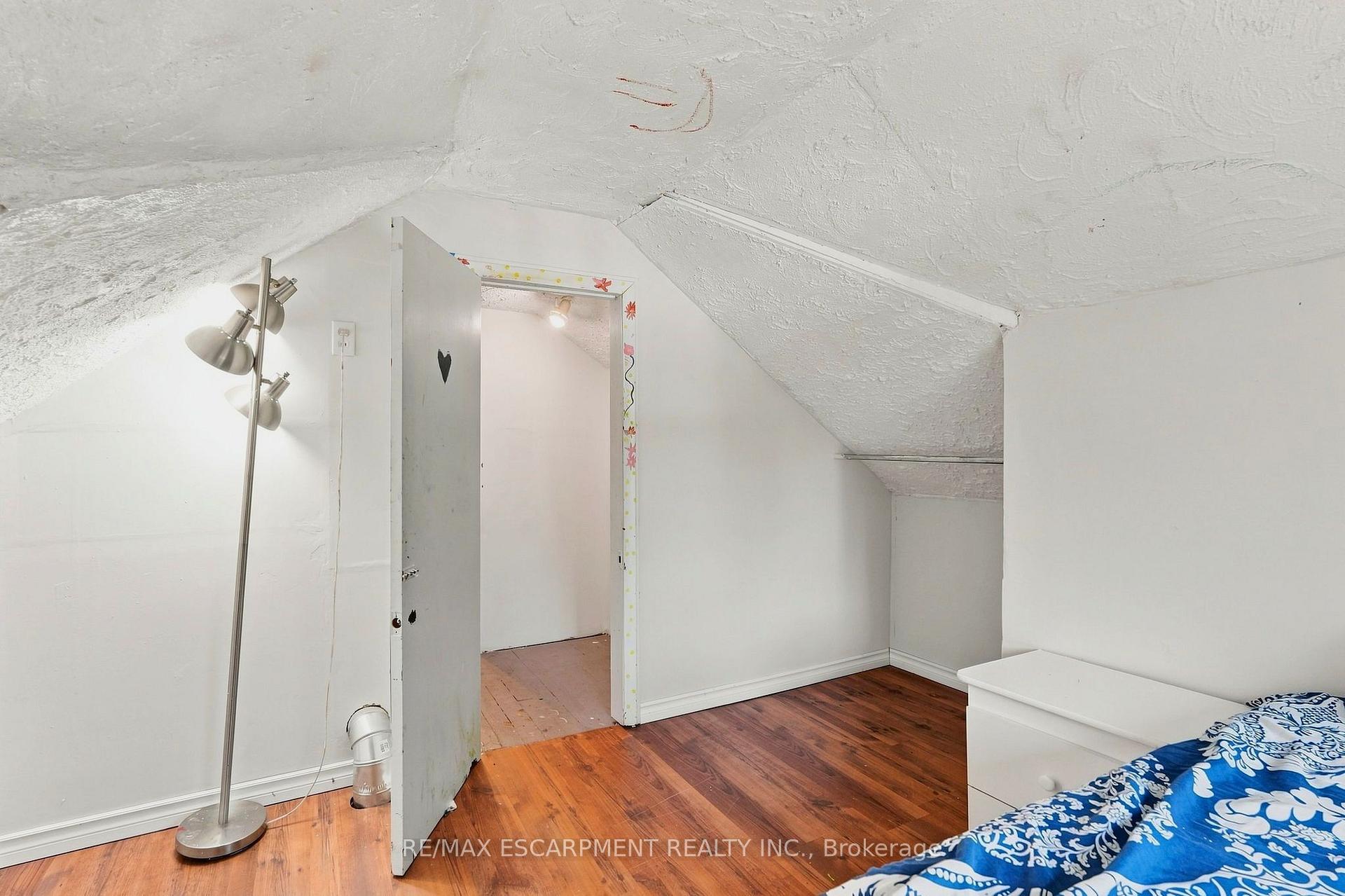 Photo 31 of 395 Avondale Street, Hamilton, Industrial Sector — HOMEH