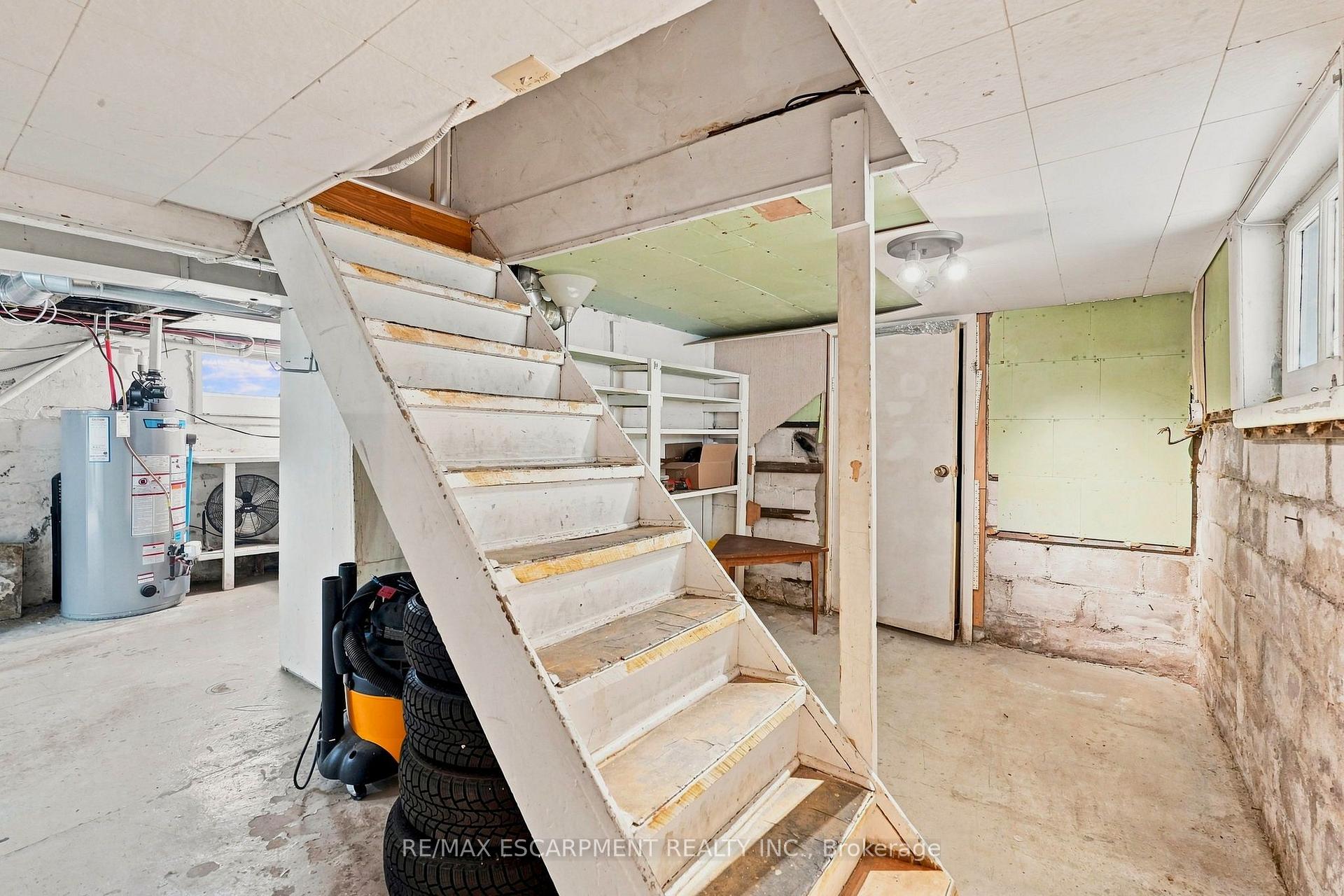 Photo 36 of 395 Avondale Street, Hamilton, Industrial Sector — HOMEH