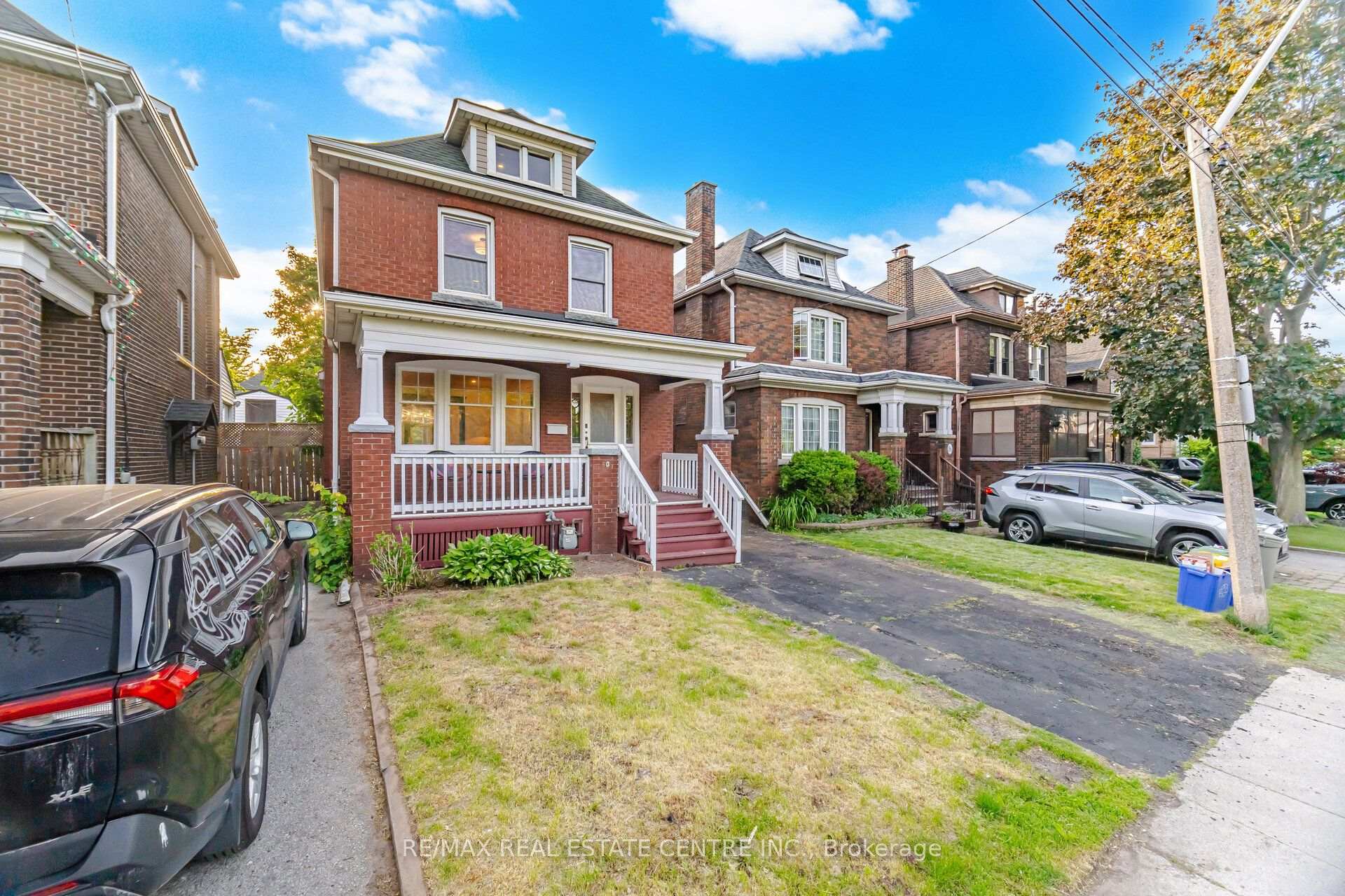 Photo 3 of 90 Holton Avenue S, Hamilton, Gibson — HOMEH