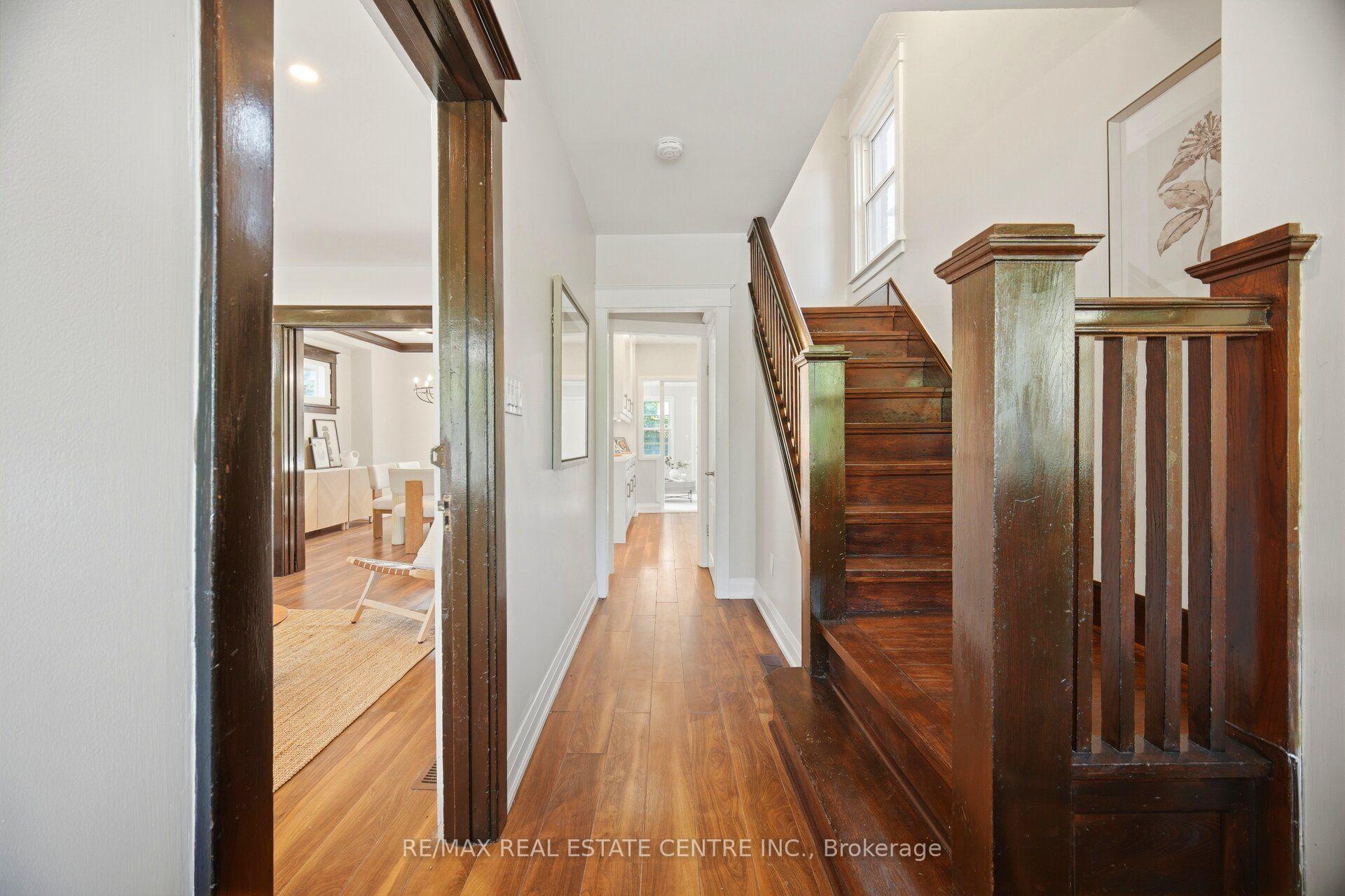 Photo 8 of 90 Holton Avenue S, Hamilton, Gibson — HOMEH