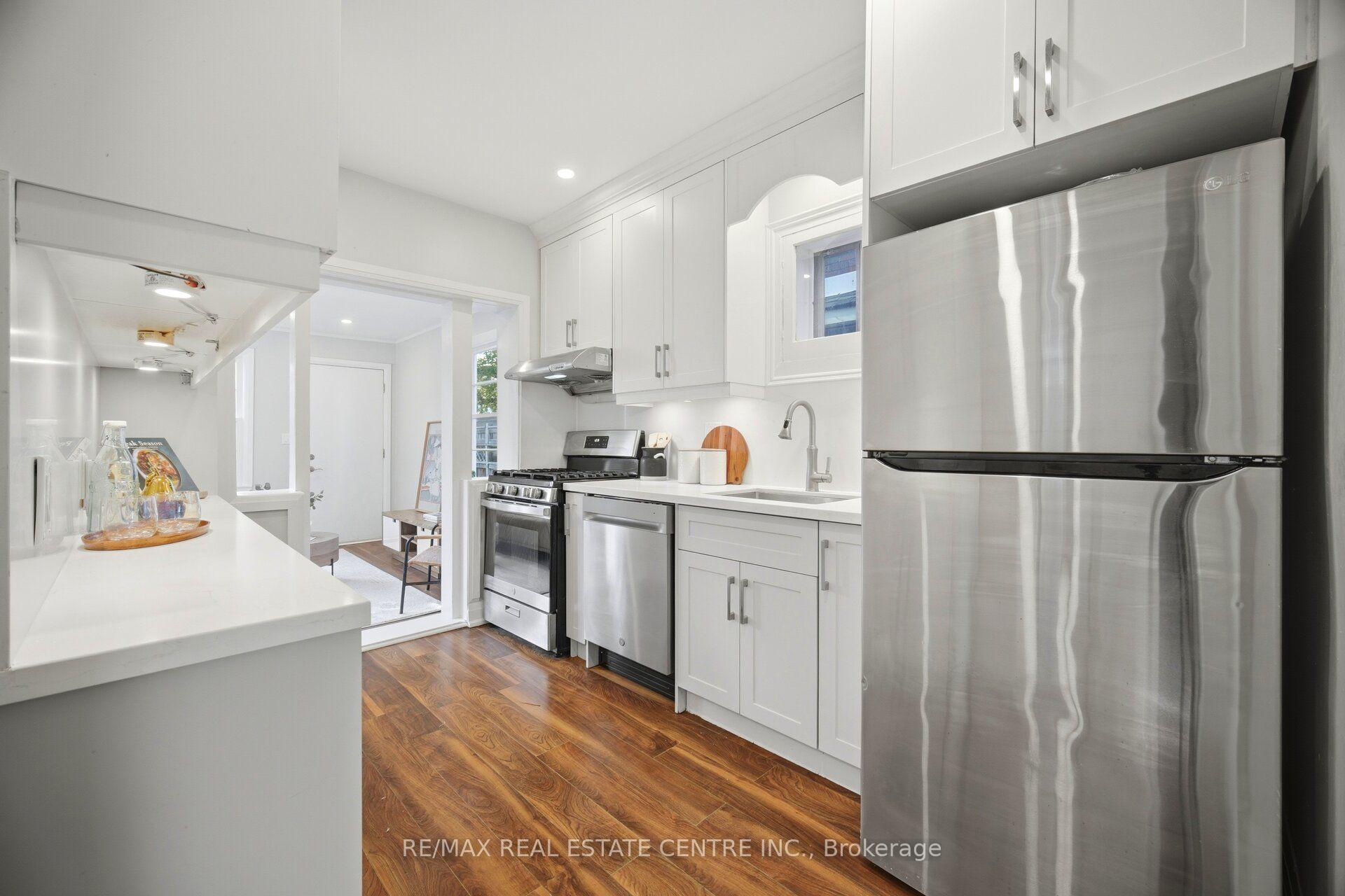 Photo 16 of 90 Holton Avenue S, Hamilton, Gibson — HOMEH