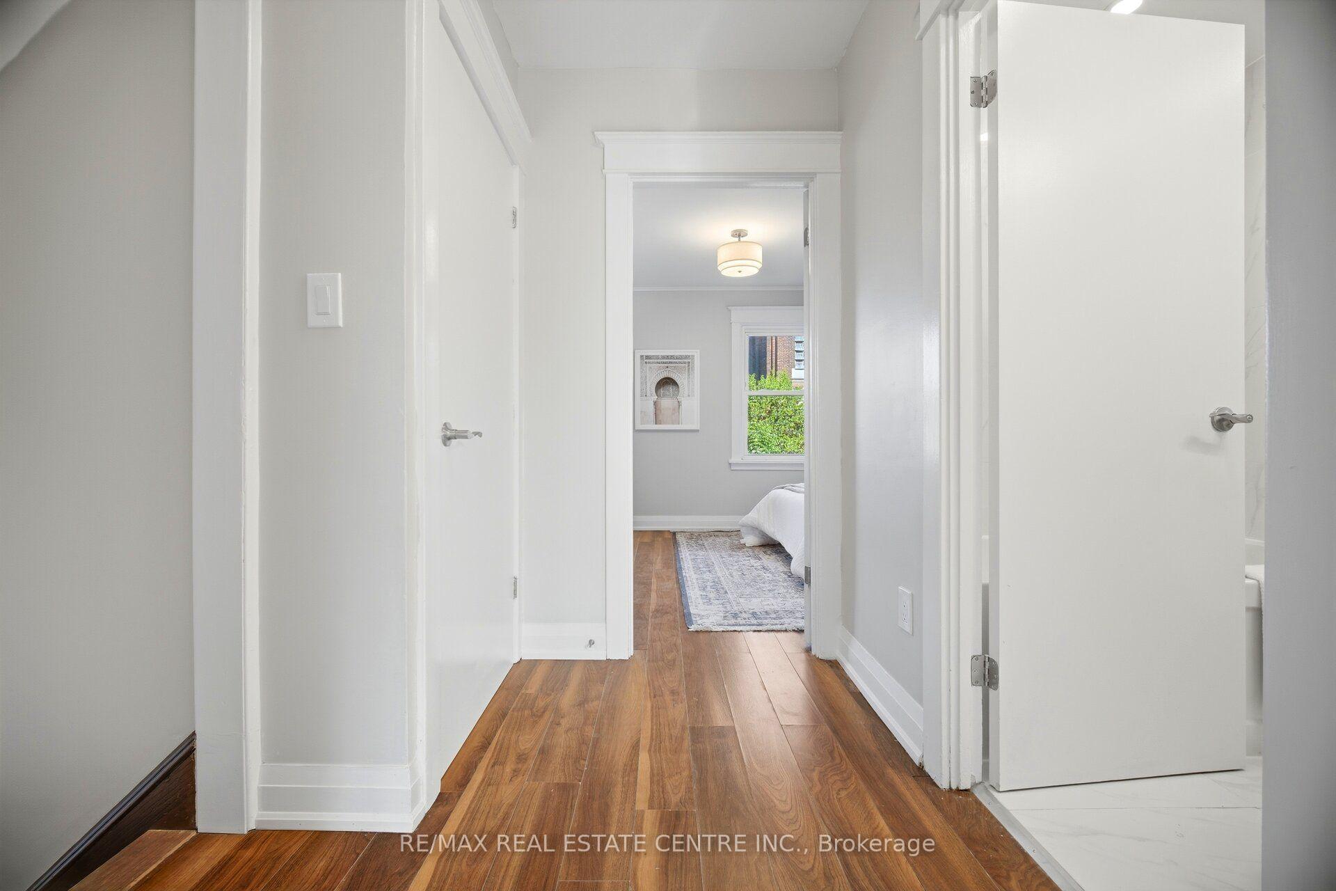 Photo 24 of 90 Holton Avenue S, Hamilton, Gibson — HOMEH