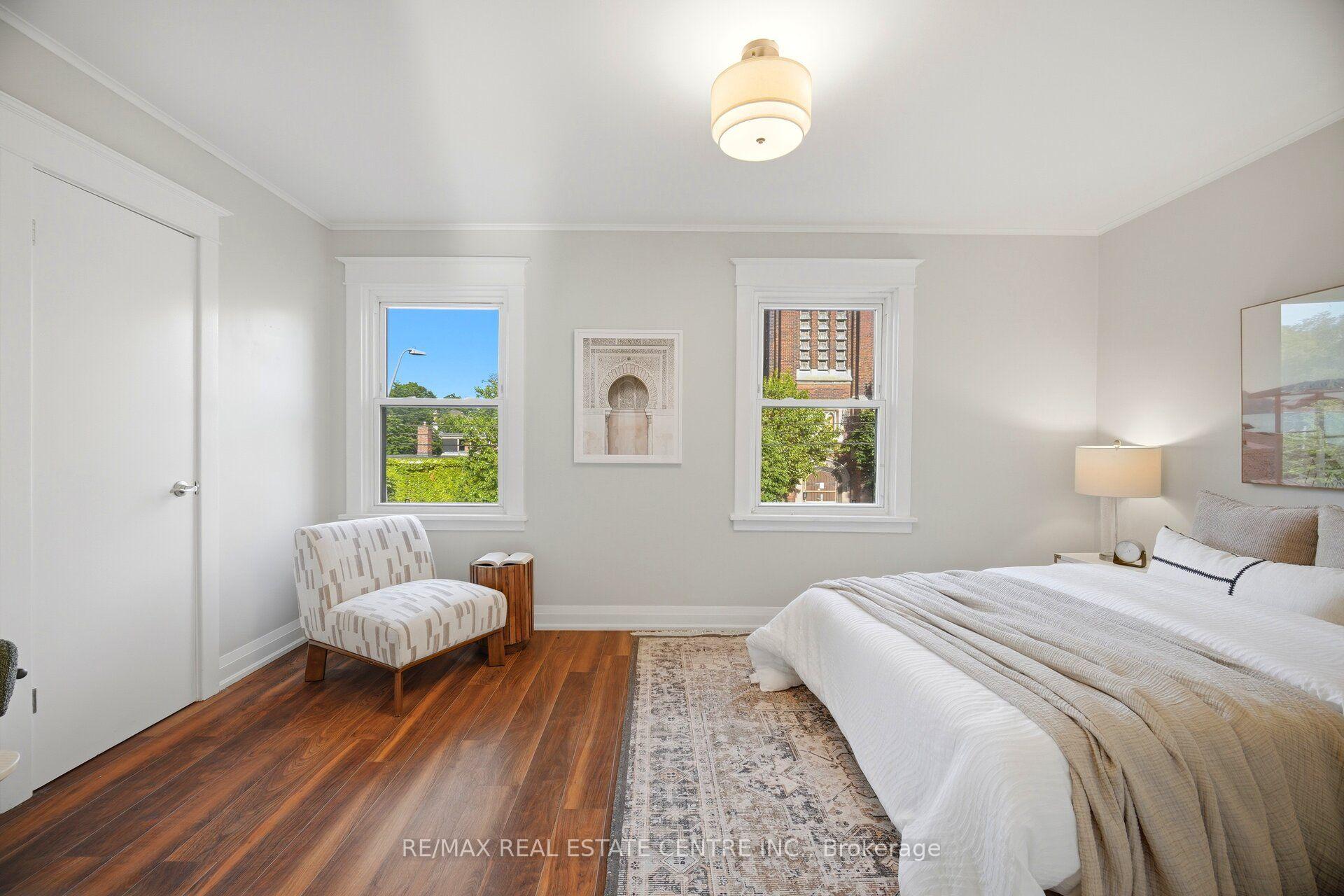 Photo 25 of 90 Holton Avenue S, Hamilton, Gibson — HOMEH