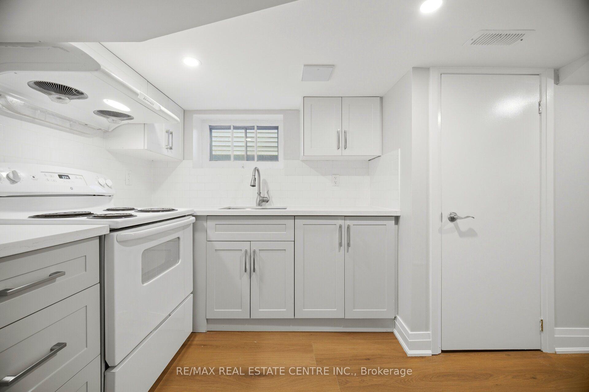 Photo 39 of 90 Holton Avenue S, Hamilton, Gibson — HOMEH