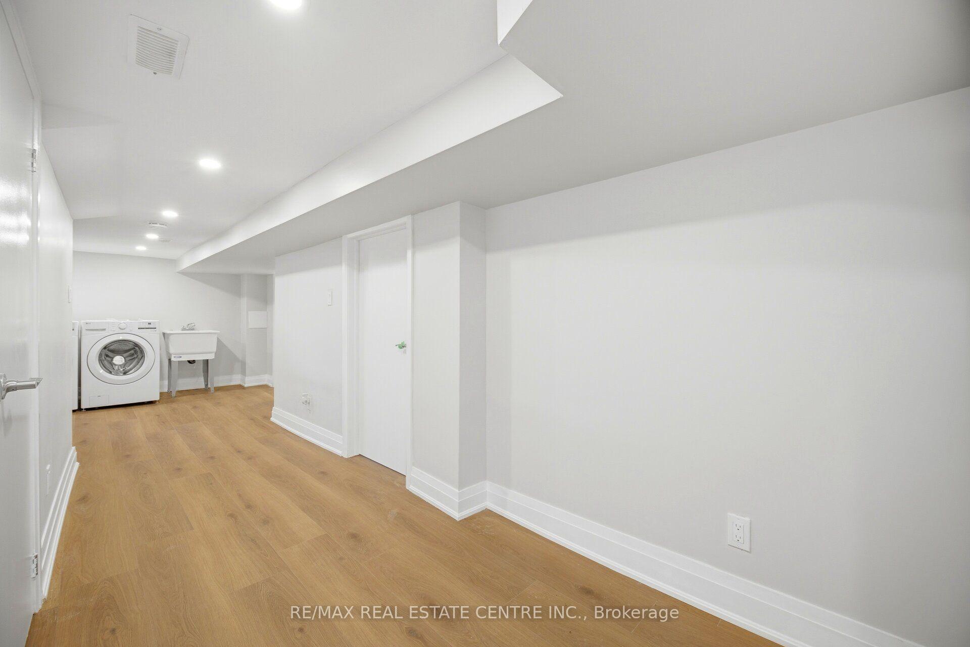 Photo 40 of 90 Holton Avenue S, Hamilton, Gibson — HOMEH