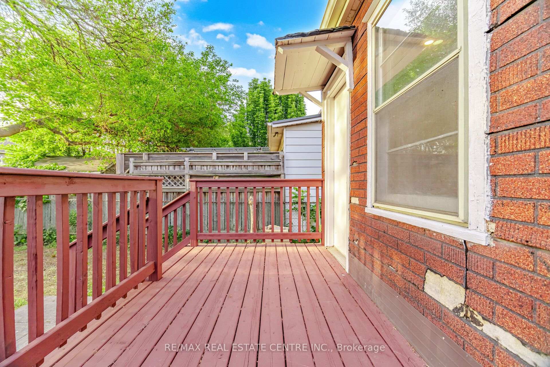 Photo 45 of 90 Holton Avenue S, Hamilton, Gibson — HOMEH