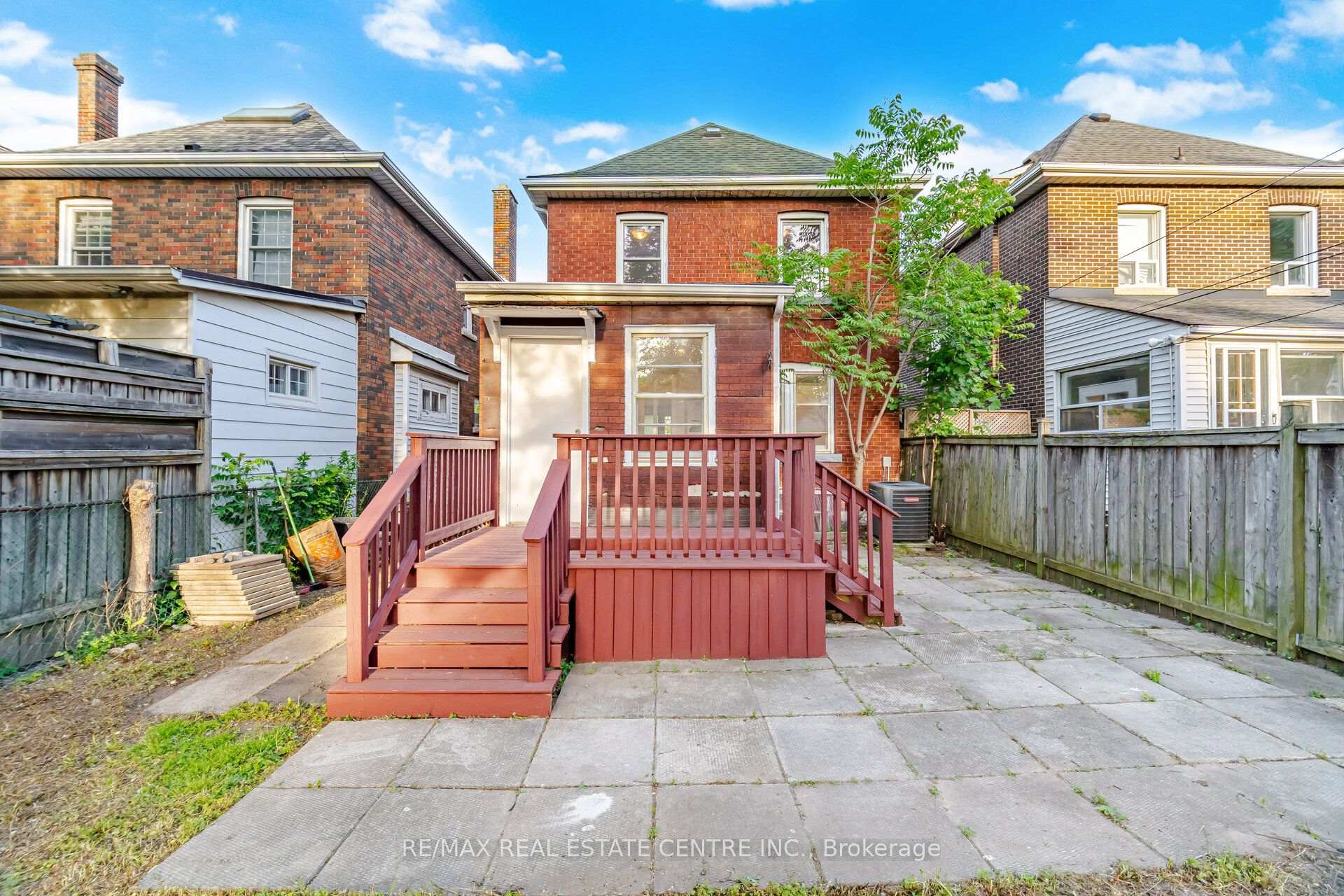 Photo 46 of 90 Holton Avenue S, Hamilton, Gibson — HOMEH