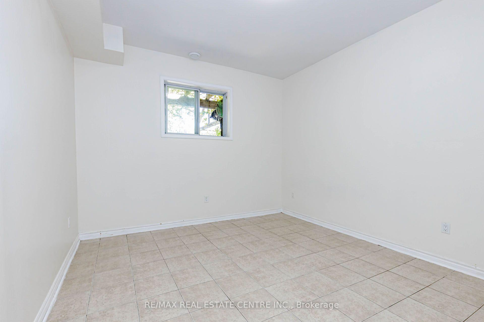 Photo 22 of 28 Foxacre Row, Brampton, Madoc — HOMEH