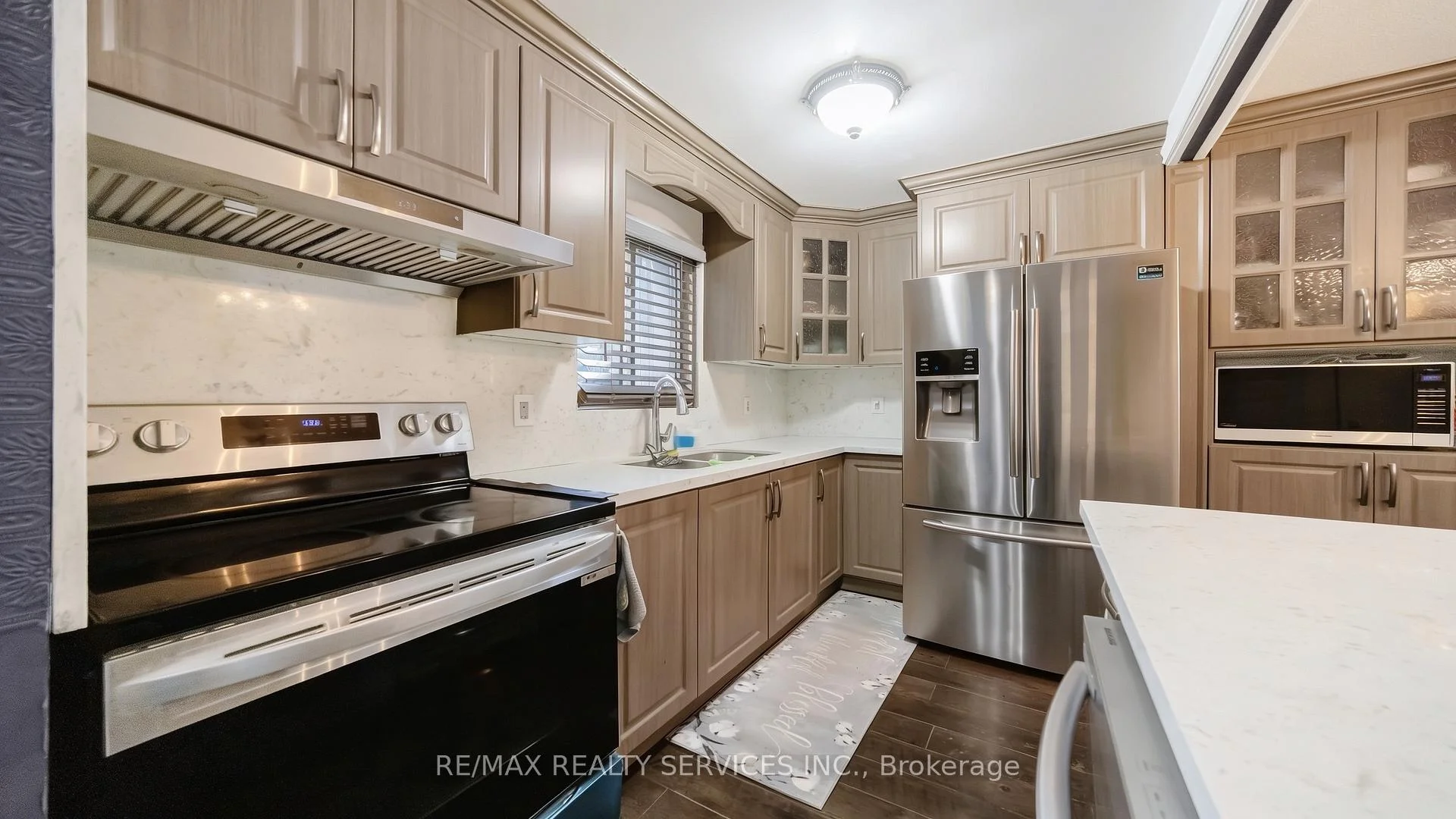 Photo 8 of 3 Grand Valley Drive, Brampton, Northgate — HOMEH