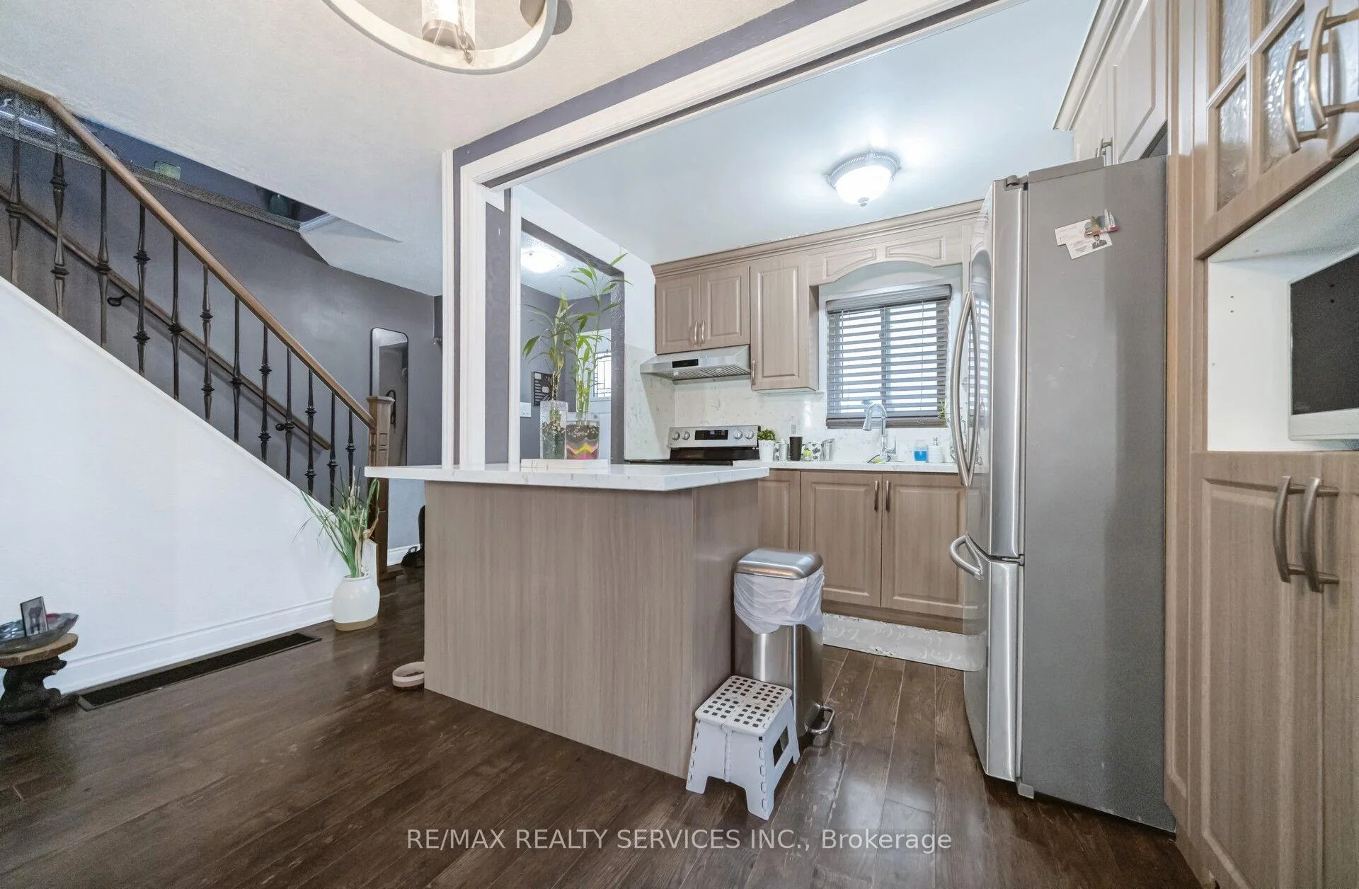 Photo 11 of 3 Grand Valley Drive, Brampton, Northgate — HOMEH