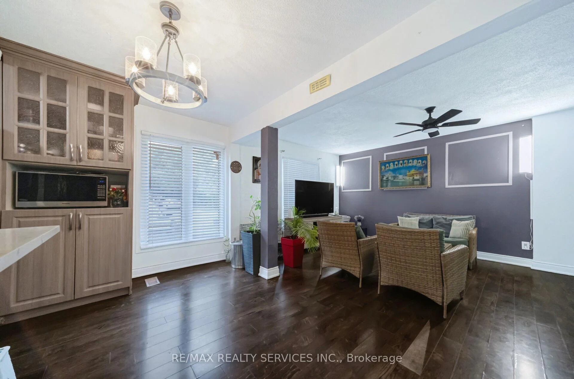 Photo 13 of 3 Grand Valley Drive, Brampton, Northgate — HOMEH