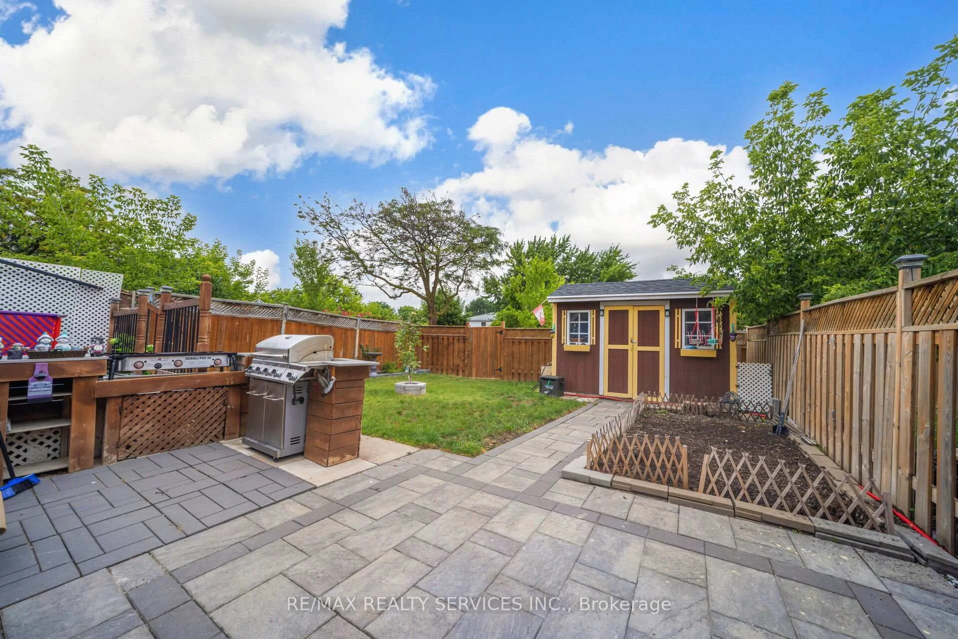Photo 38 of 3 Grand Valley Drive, Brampton, Northgate — HOMEH