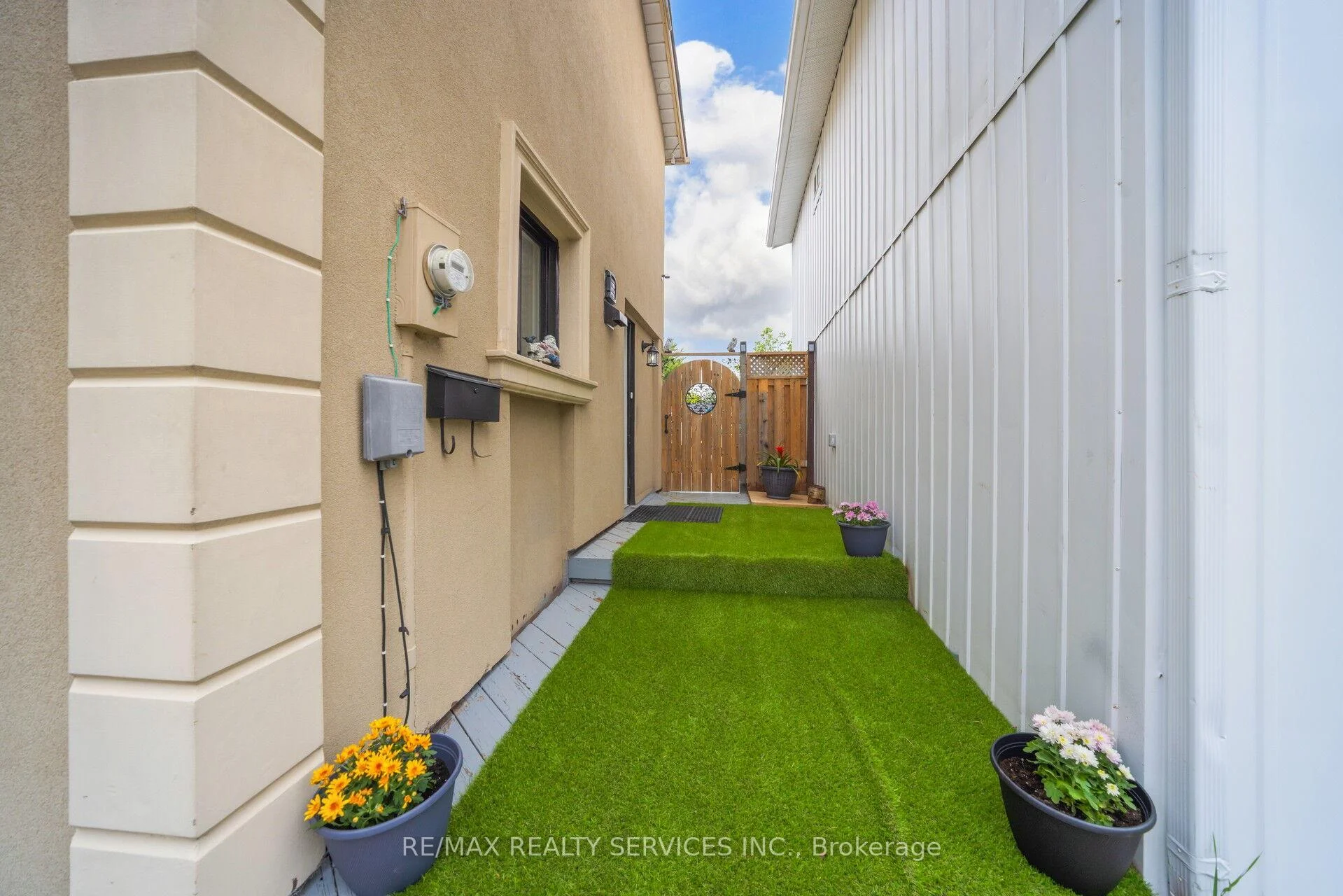 Photo 44 of 3 Grand Valley Drive, Brampton, Northgate — HOMEH