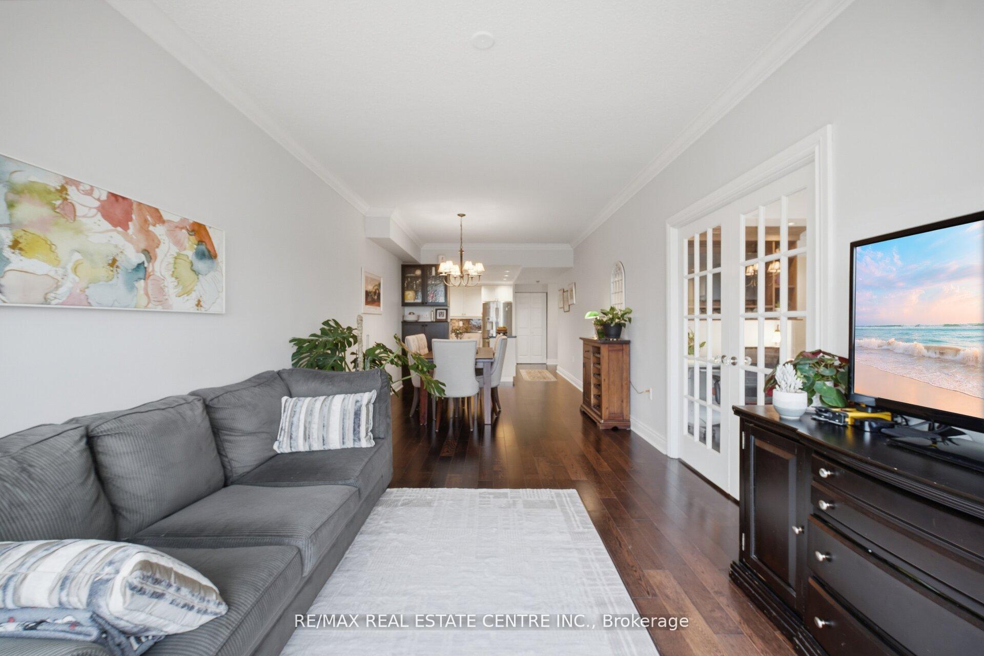 Photo 25 of Unit PH3, 1110 Walden Circle, Mississauga, Clarkson — HOMEH