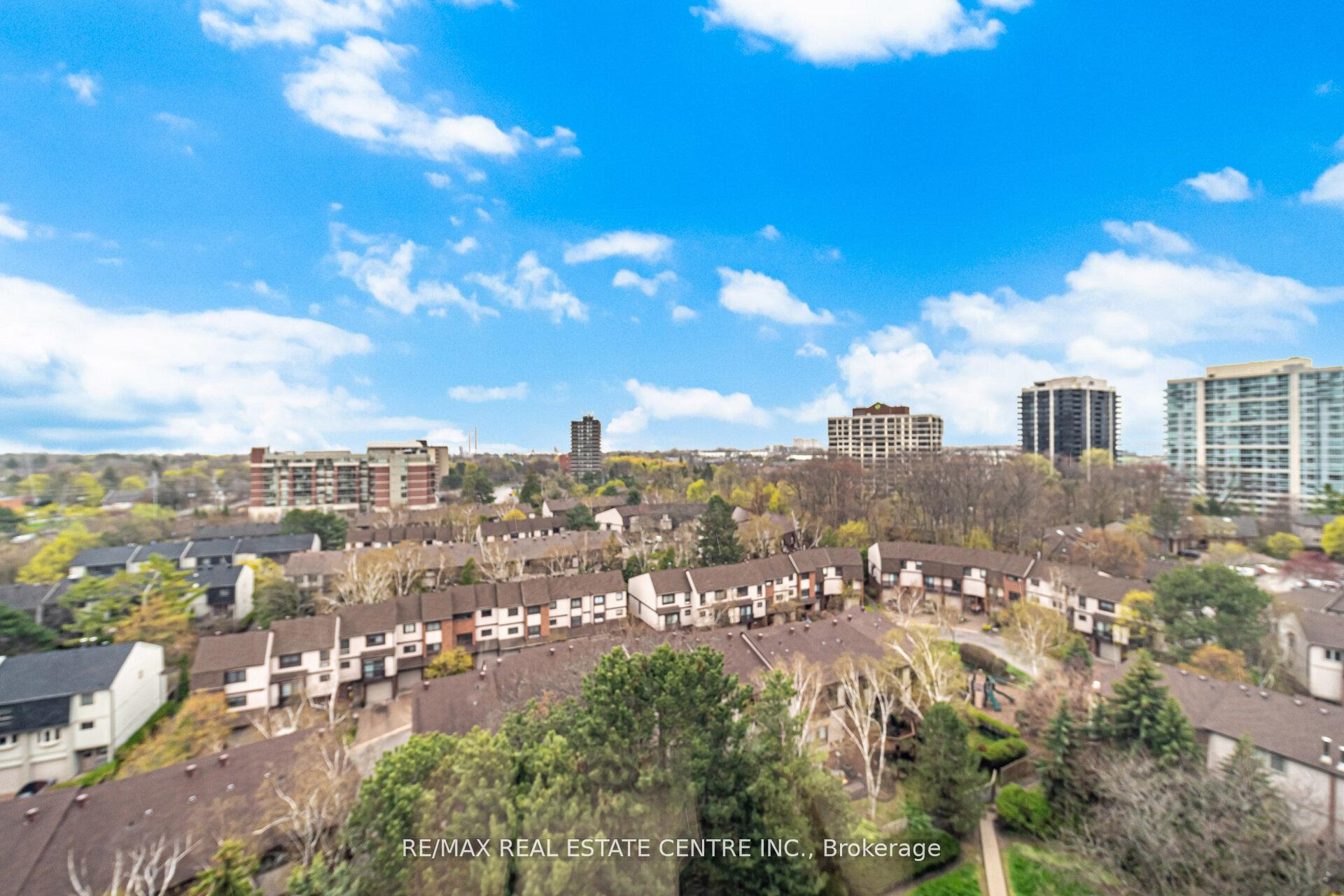 Photo 34 of Unit PH3, 1110 Walden Circle, Mississauga, Clarkson — HOMEH