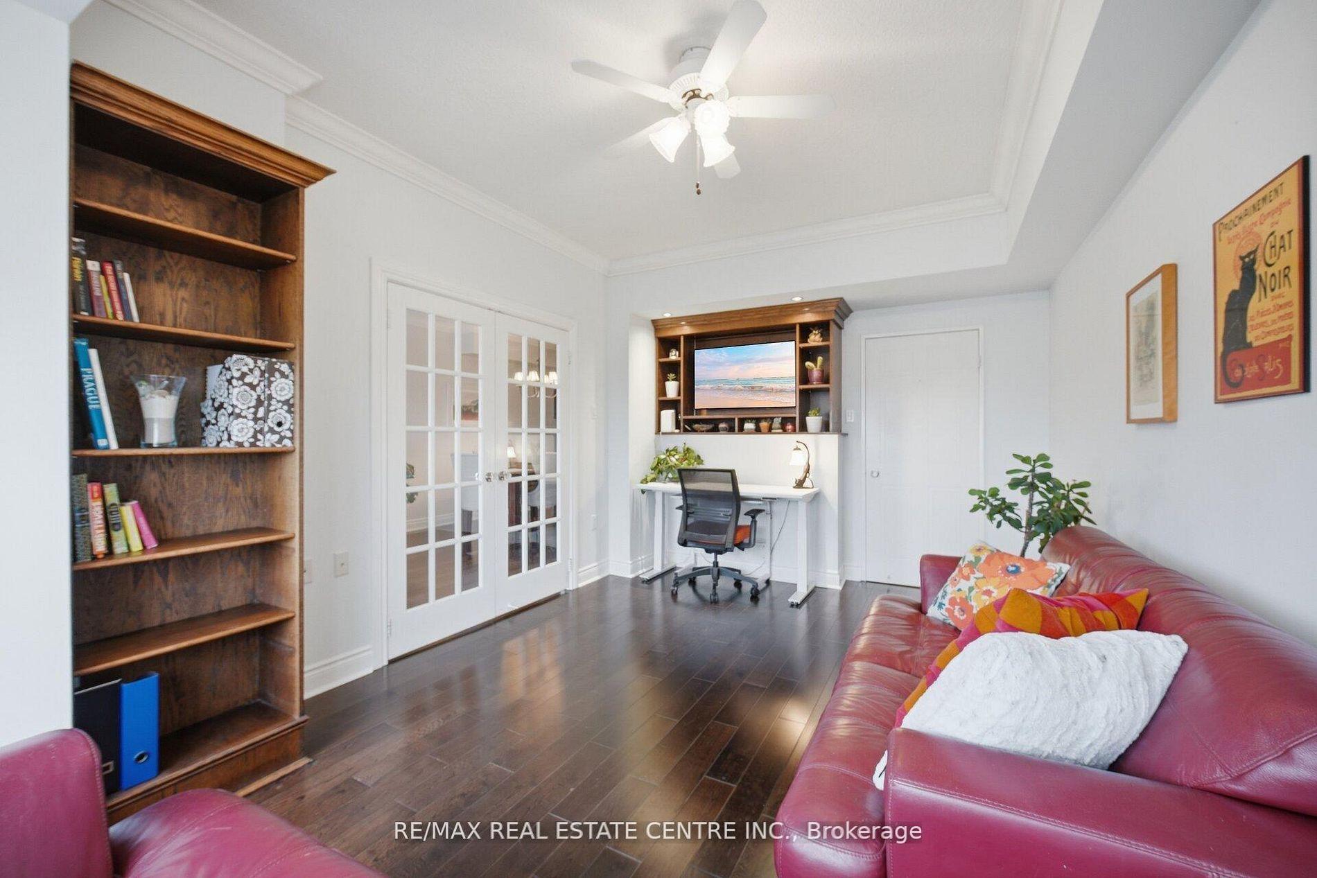 Photo 35 of Unit PH3, 1110 Walden Circle, Mississauga, Clarkson — HOMEH