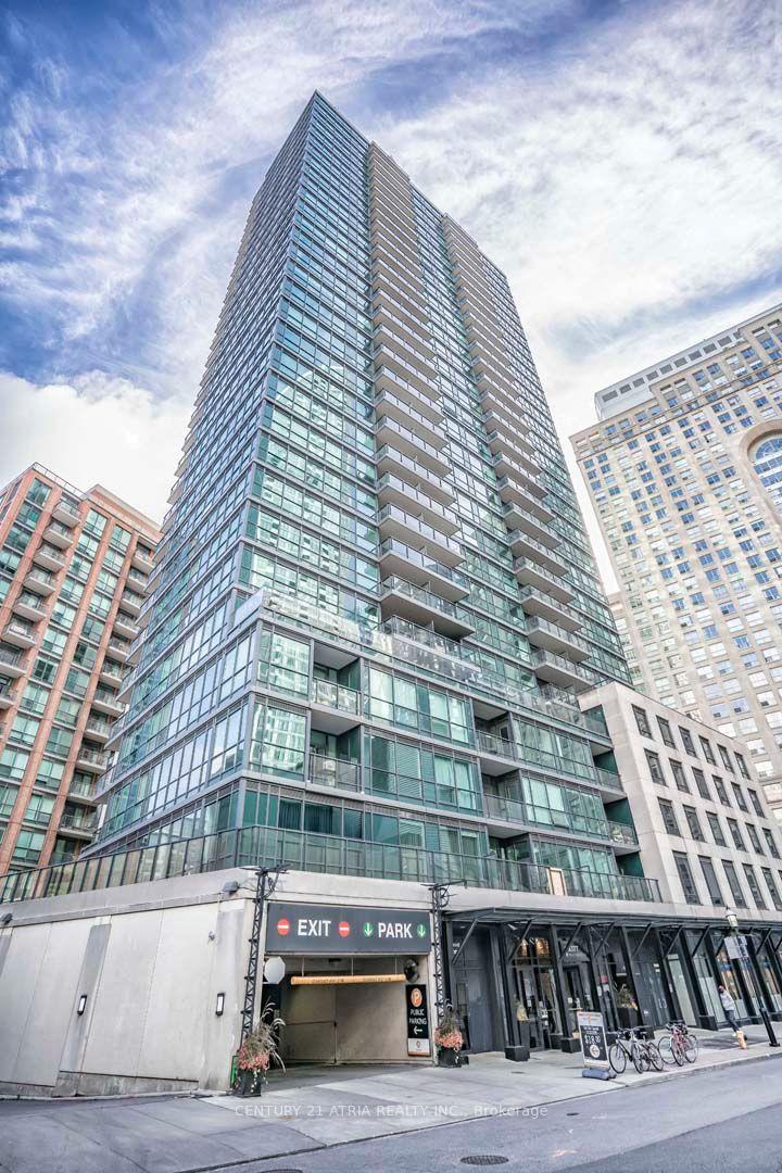 Front of Unit 2809, 1 Scott Street
