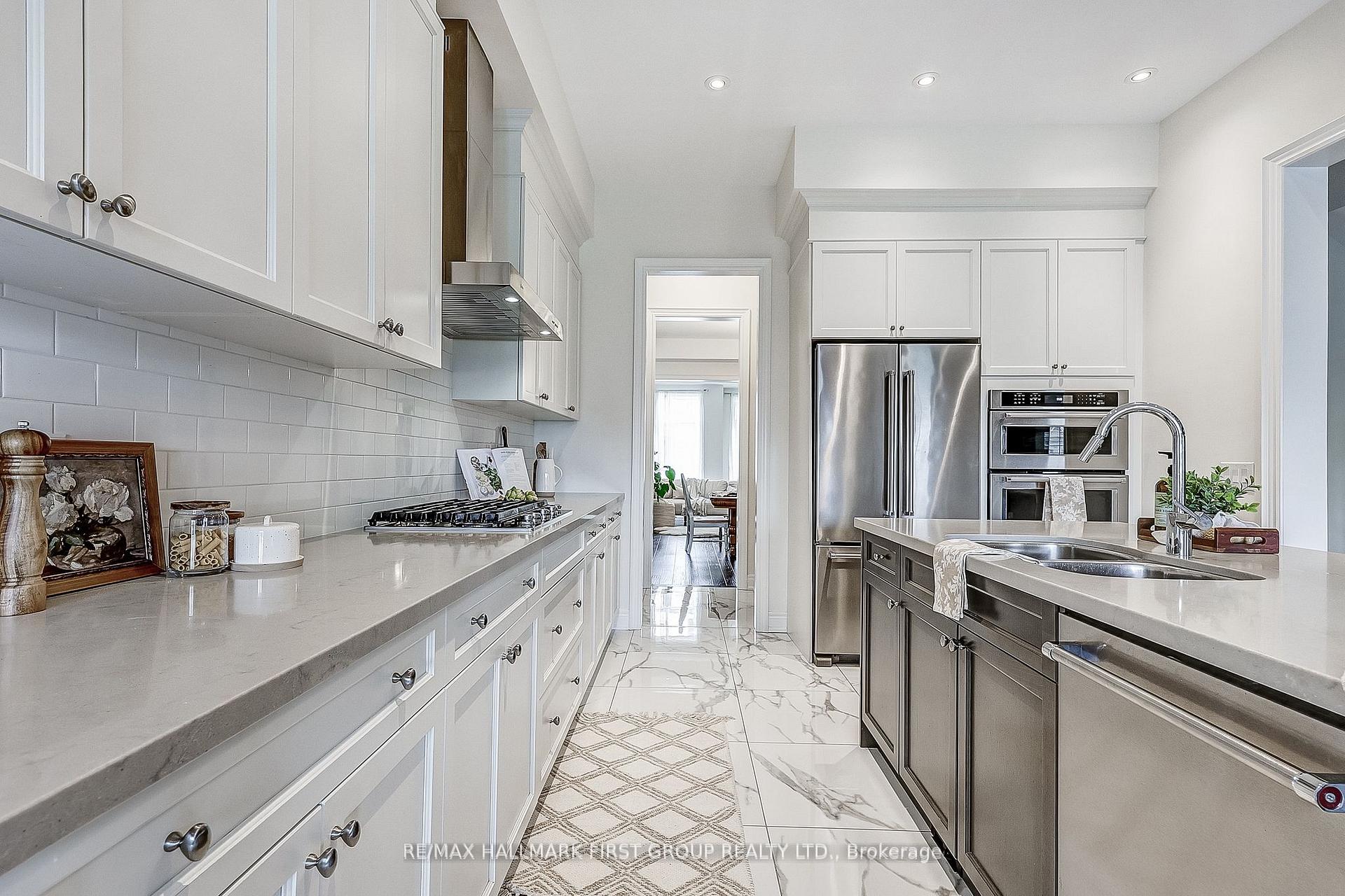 Photo 12 of 16 Beaverdams Drive, Whitby, Rural Whitby — HOMEH