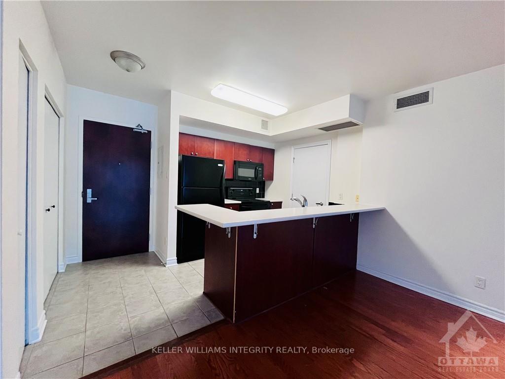 Photo 11 of Unit 607, 200 Rideau Street, Ottawa, Sandy Hill — HOMEH