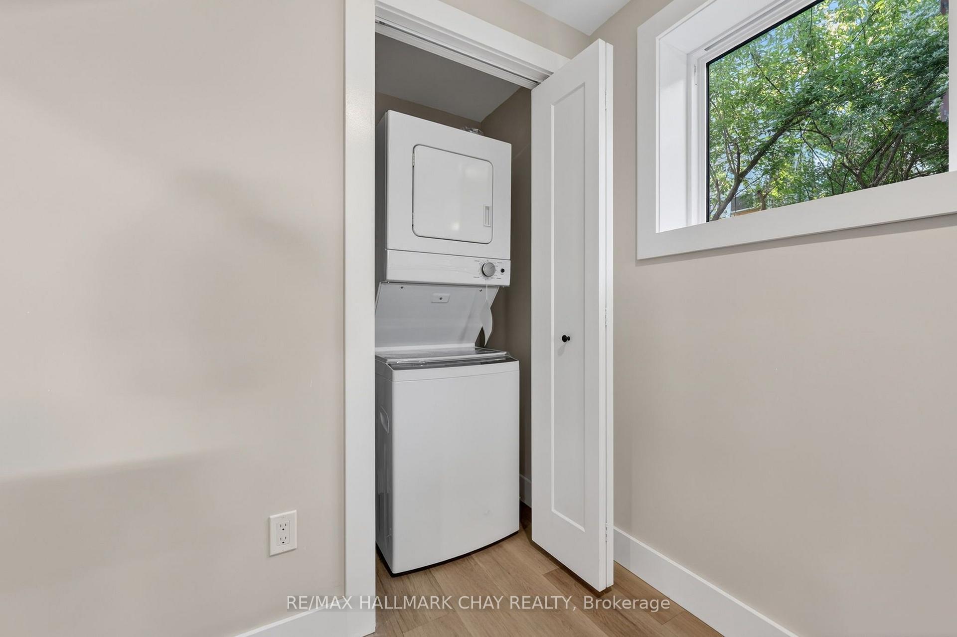 Photo 12 of 8717 Beachwood Road, Wasaga Beach — HOMEH