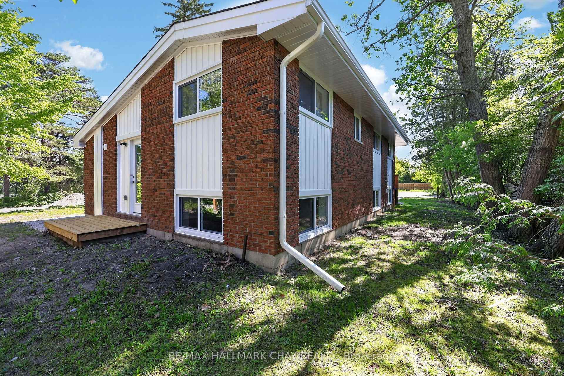 Photo 15 of 8717 Beachwood Road, Wasaga Beach — HOMEH