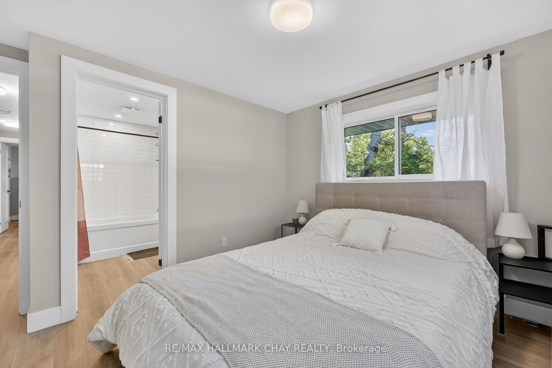 Photo 31 of 8717 Beachwood Road, Wasaga Beach — HOMEH