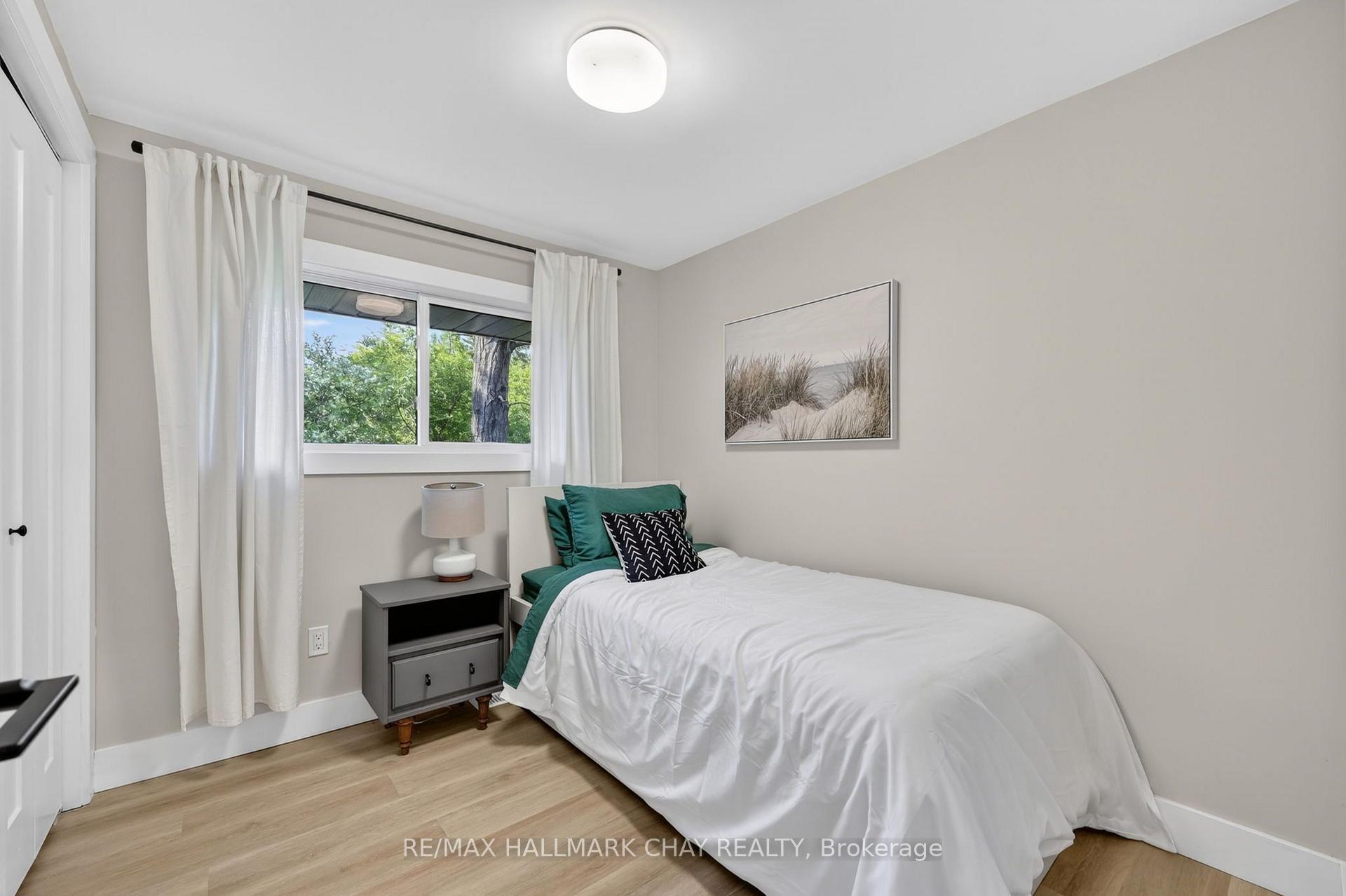 Photo 34 of 8717 Beachwood Road, Wasaga Beach — HOMEH