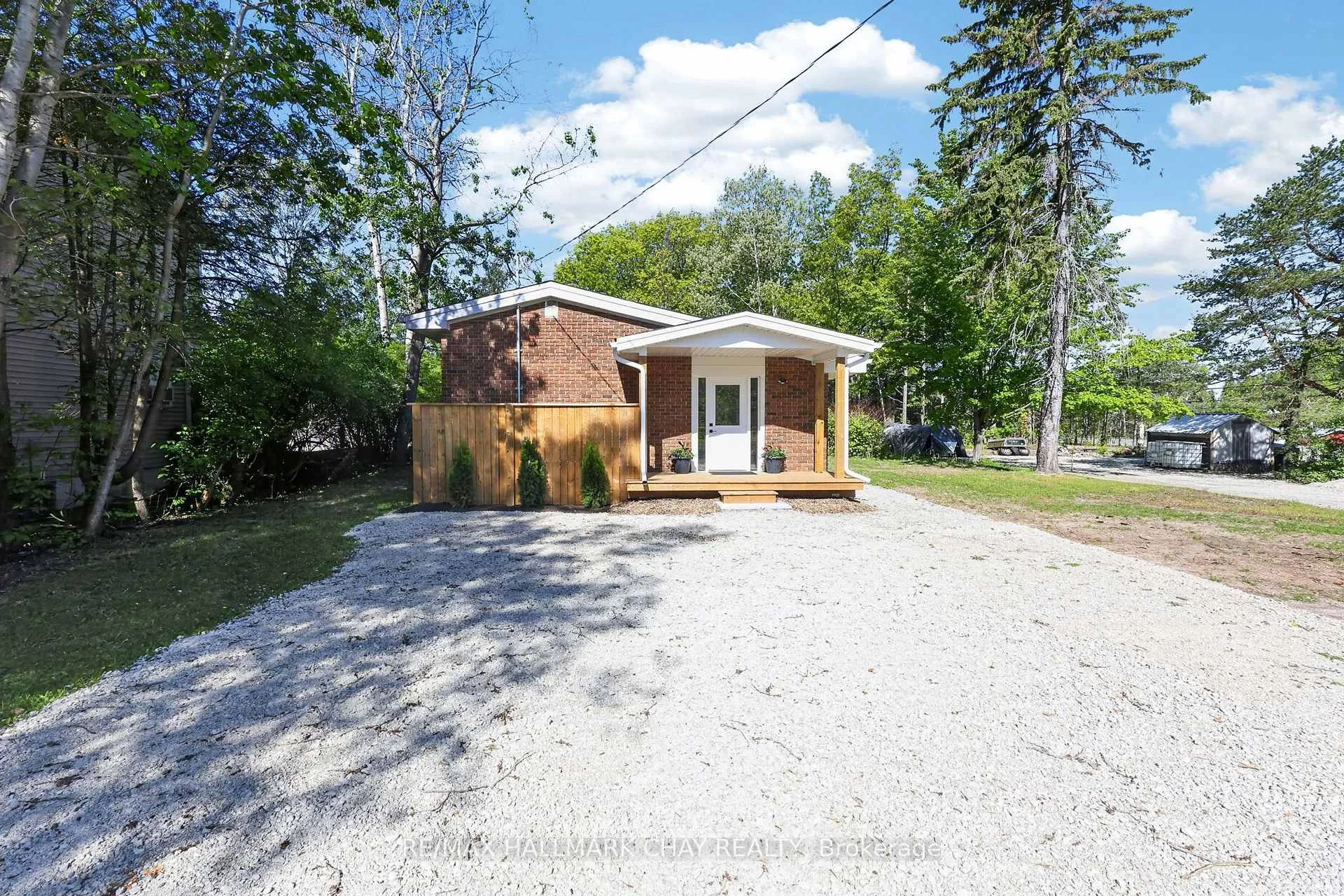Photo 21 of 8717 Beachwood Road, Wasaga Beach — HOMEH