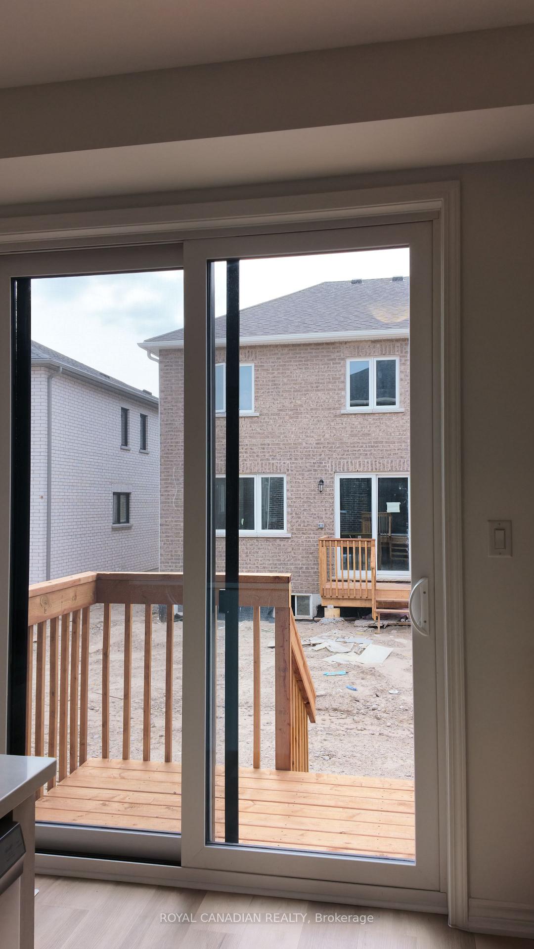 Photo 28 of 123 Vinewood Crescent, Barrie, Rural Barrie Southeast — HOMEH