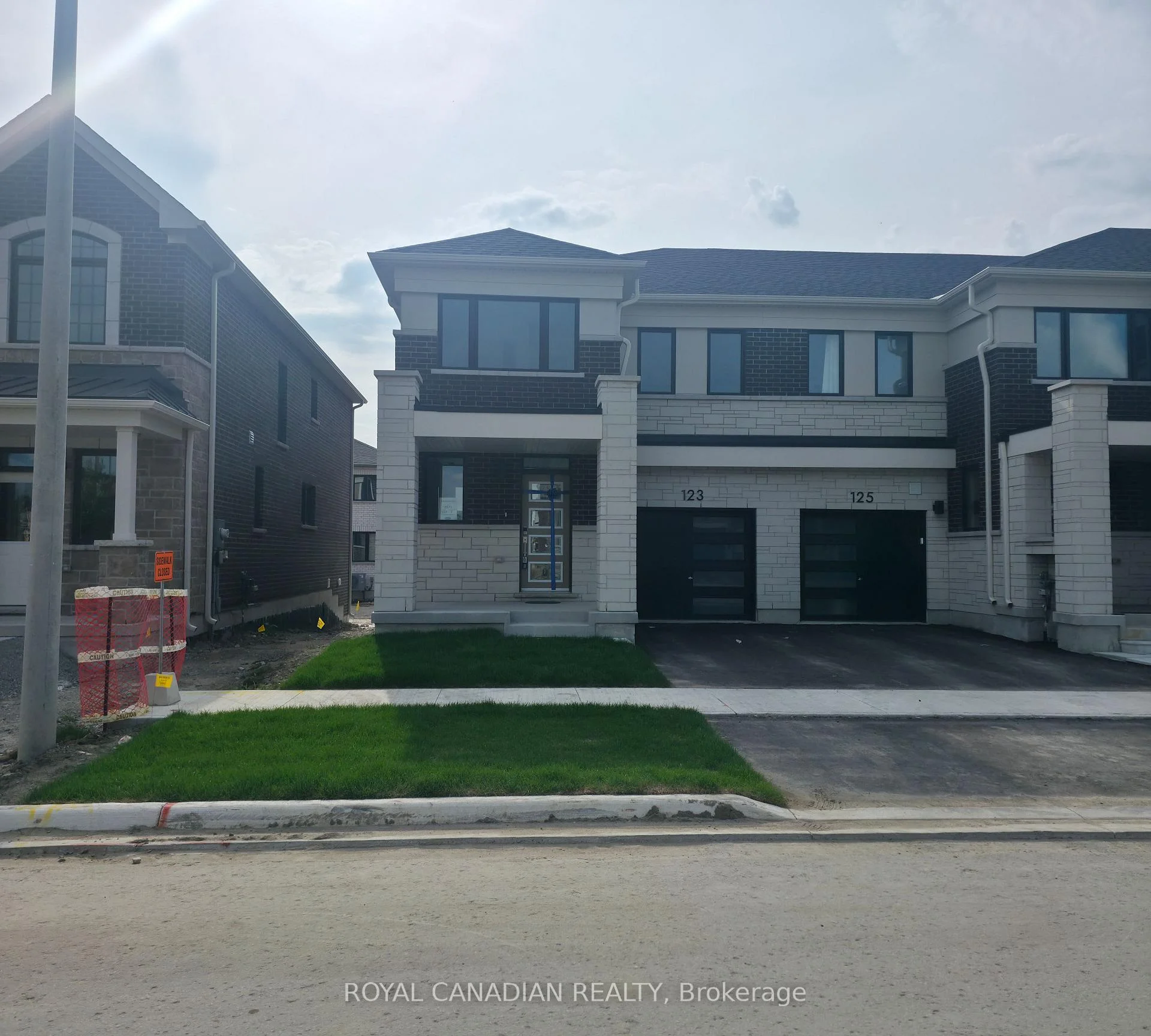 Photo 1 of 123 Vinewood Crescent, Barrie, Rural Barrie Southeast — HOMEH