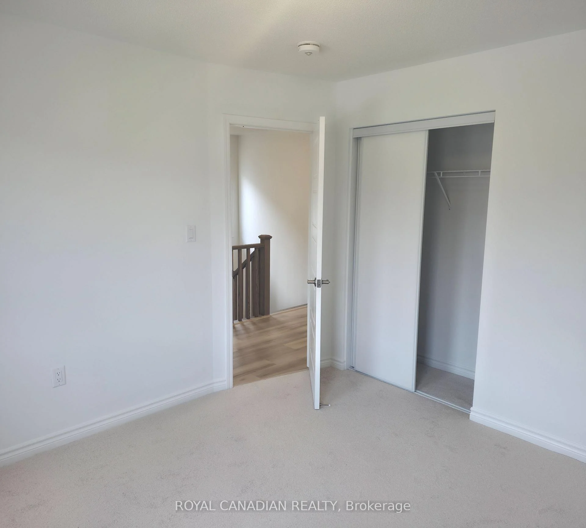 Photo 36 of 123 Vinewood Crescent, Barrie, Rural Barrie Southeast — HOMEH