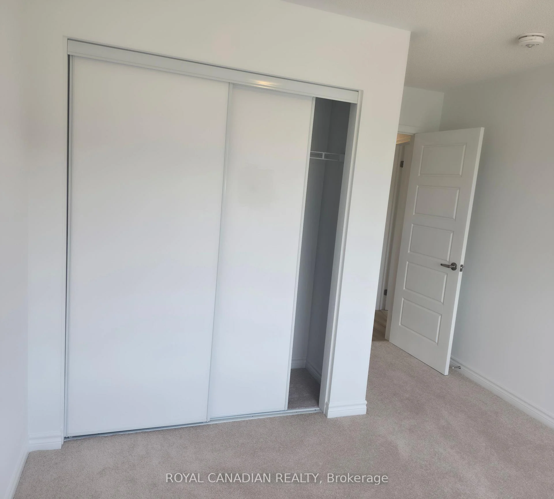 Photo 40 of 123 Vinewood Crescent, Barrie, Rural Barrie Southeast — HOMEH